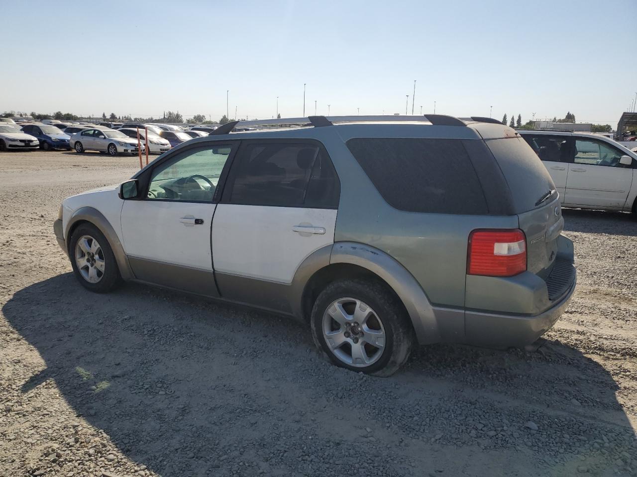 2006 FORD Freestyle — VIN 1FMZK02166GA10065 — photo 2