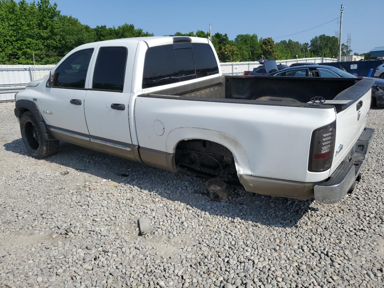 2008 DODGE RAM — VIN 1D7HU182X8J151426 — photo 2