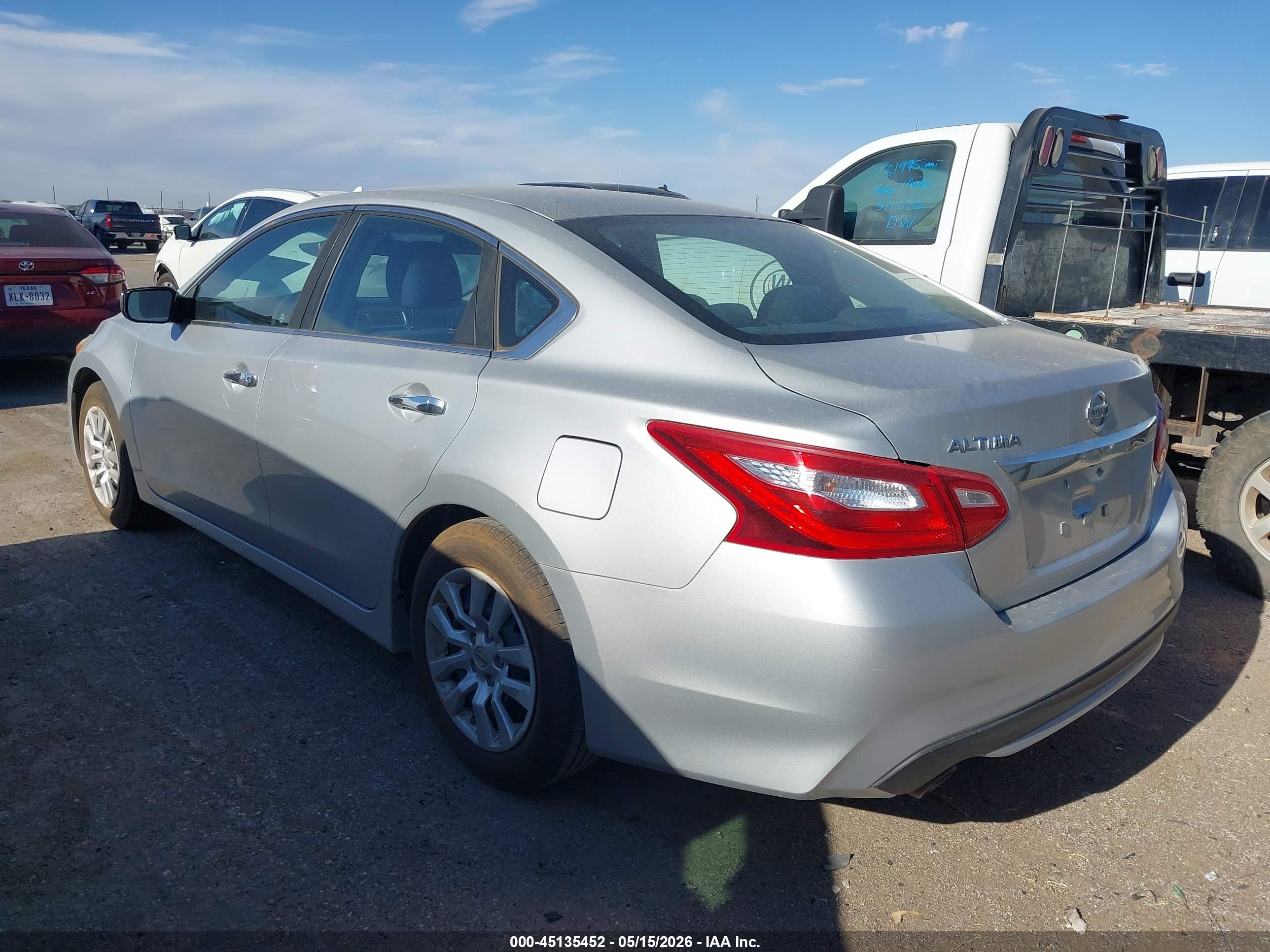 2016 NISSAN Altima — VIN 1N4AL3AP1GC137441 — photo 3