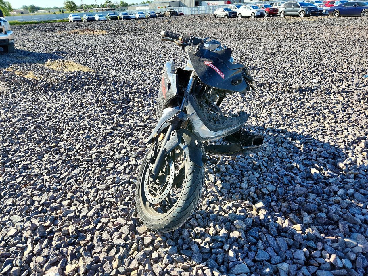 2013 HONDA cbr — VIN MLHMC4106D5303496 — photo 2