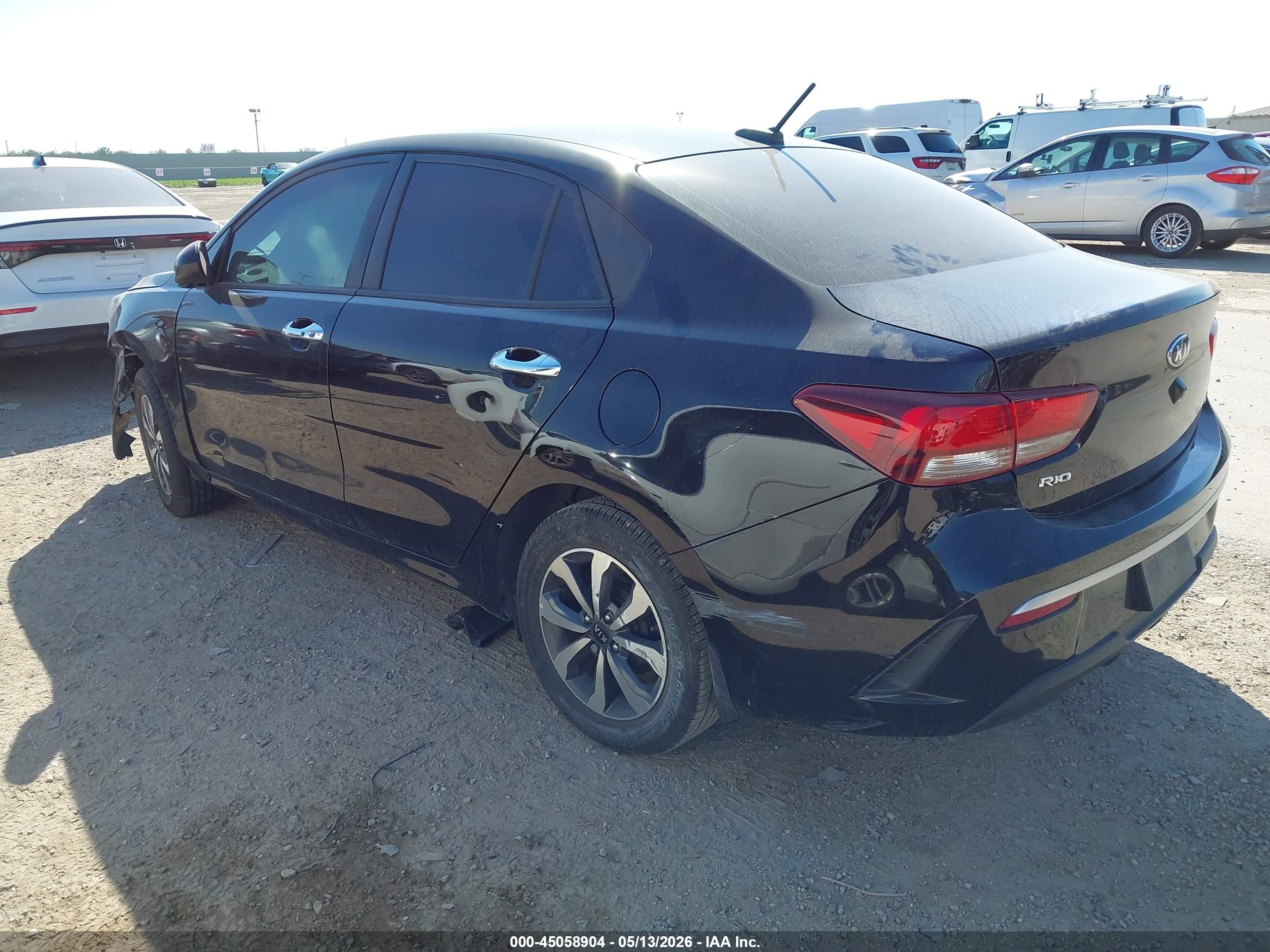2021 KIA Rio — VIN 3KPA24AD8ME415359 — photo 3