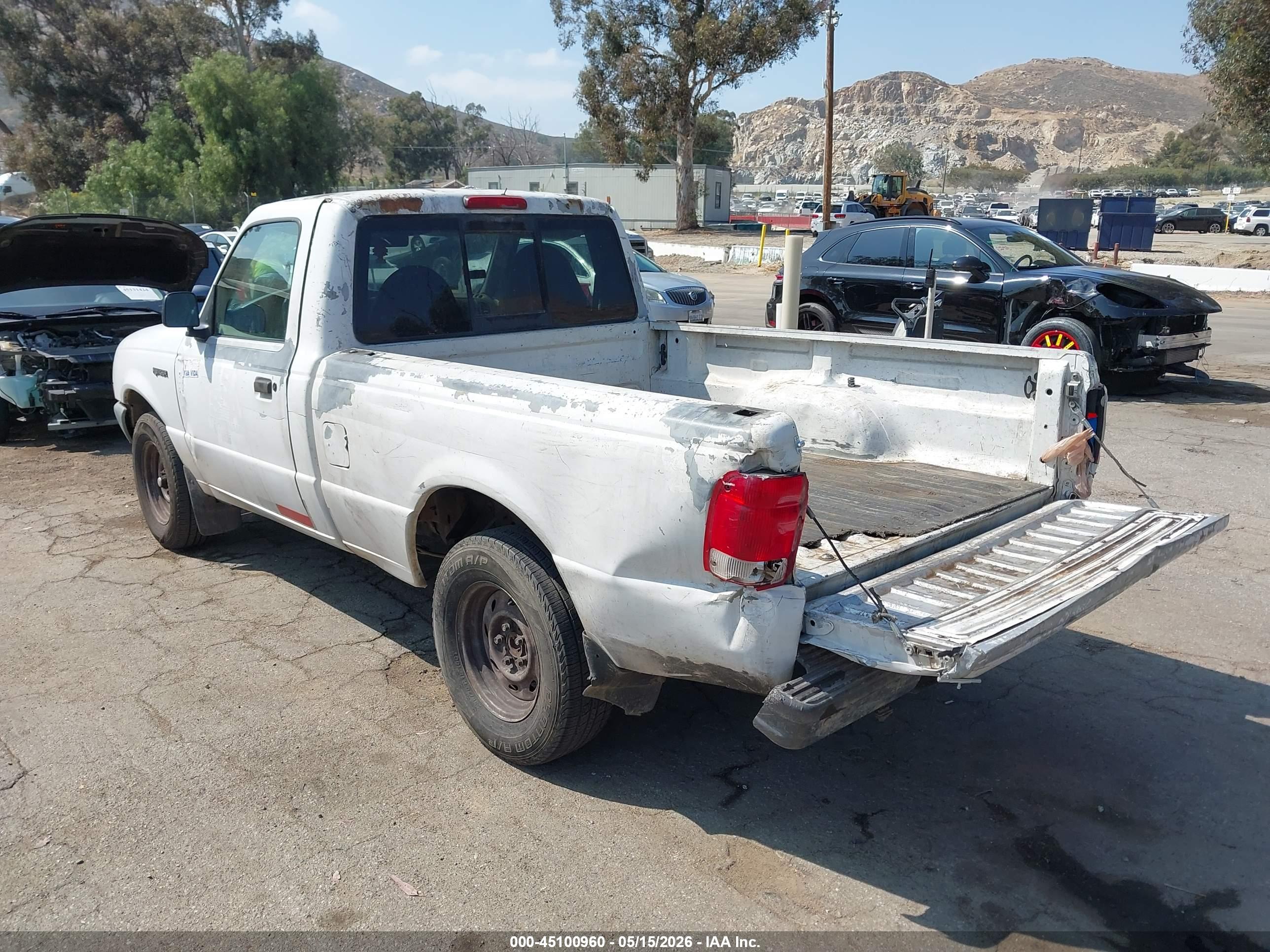 2000 FORD Ranger — VIN 1FTYR10V8YPC06857 — photo 3