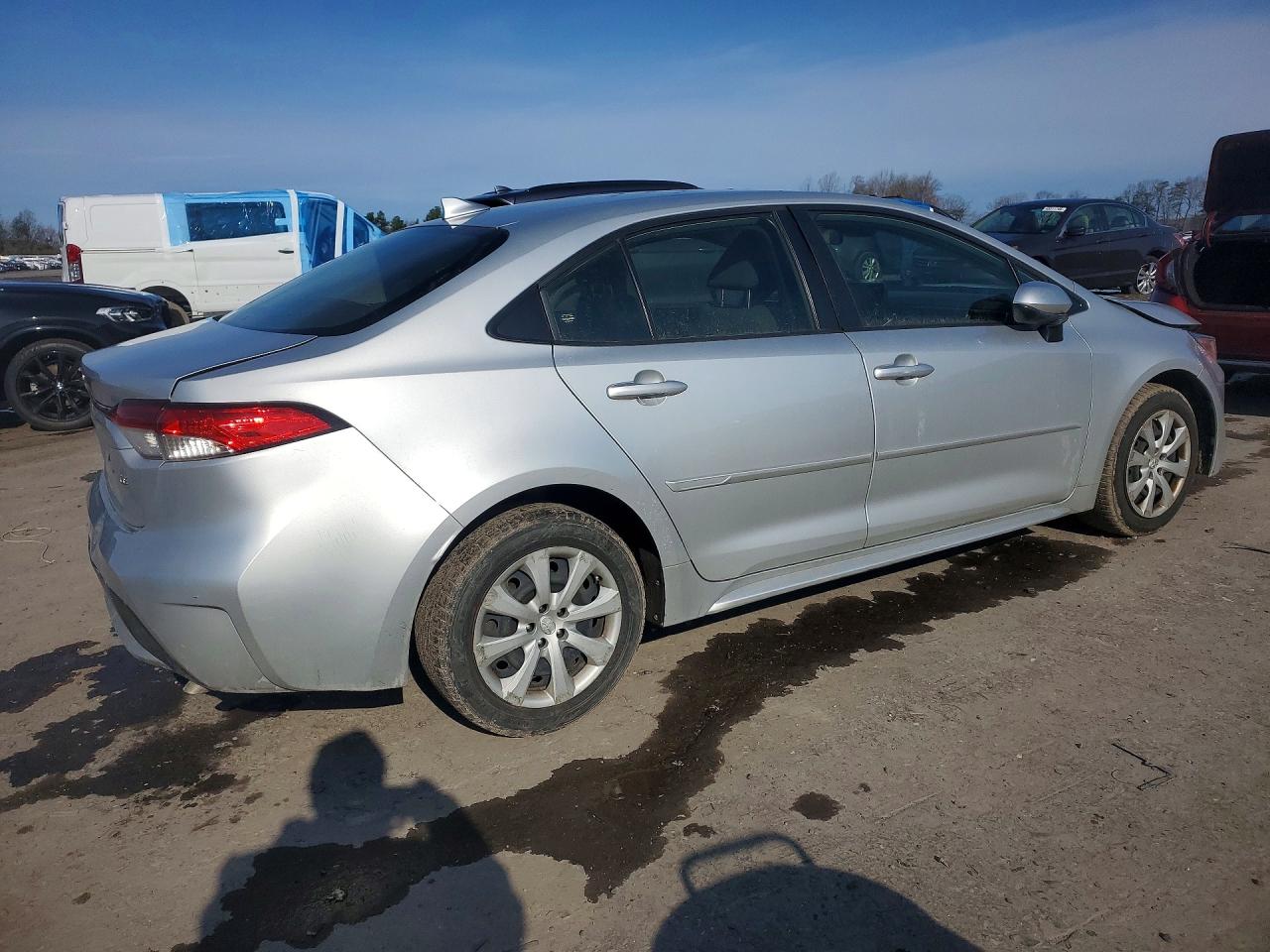 2022 TOYOTA Corolla — VIN JTDEPMAE7N3005589 — photo 3