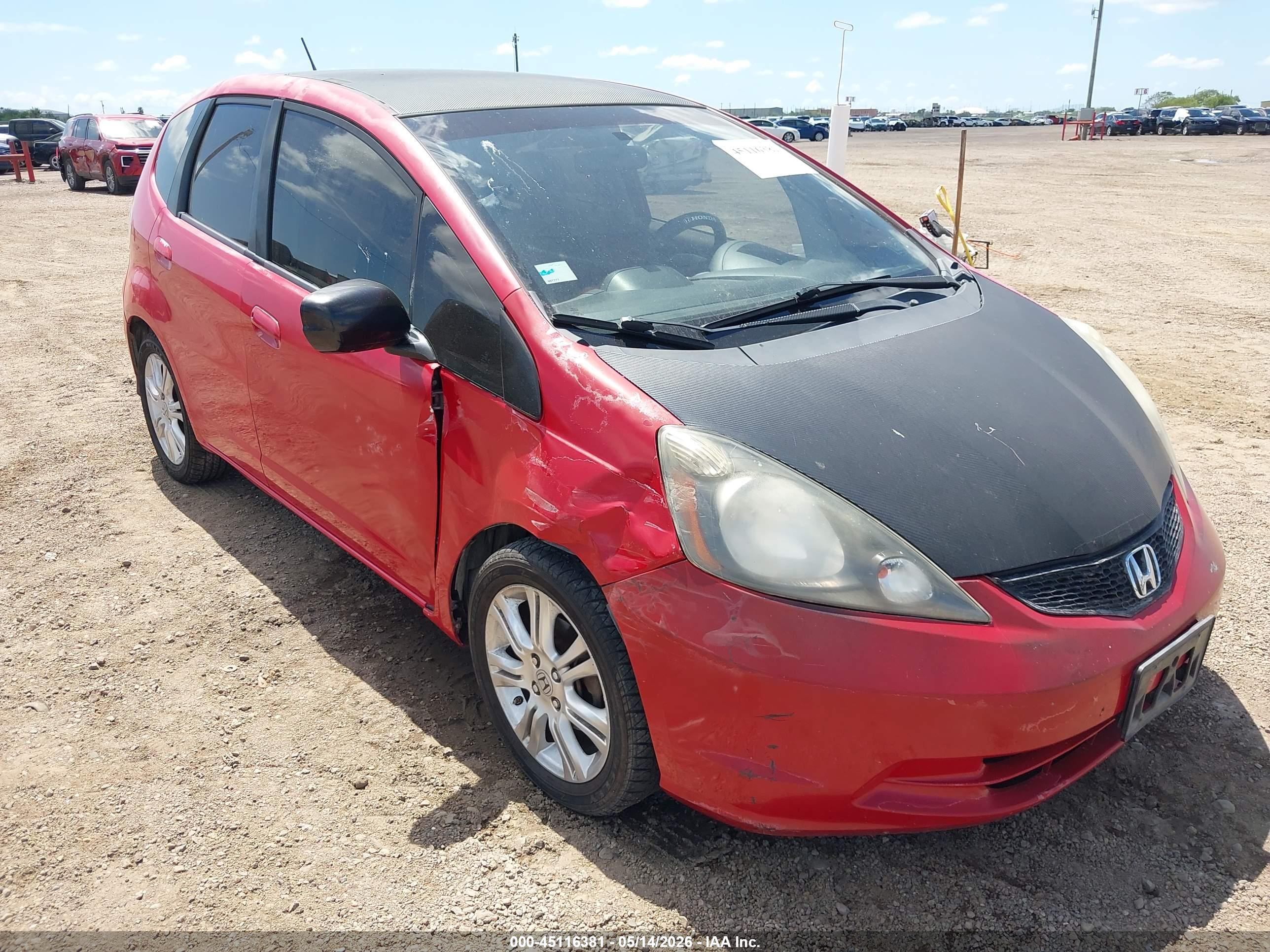 2010 HONDA Fit — VIN JHMGE8H27AC010754 — photo 1 of 10