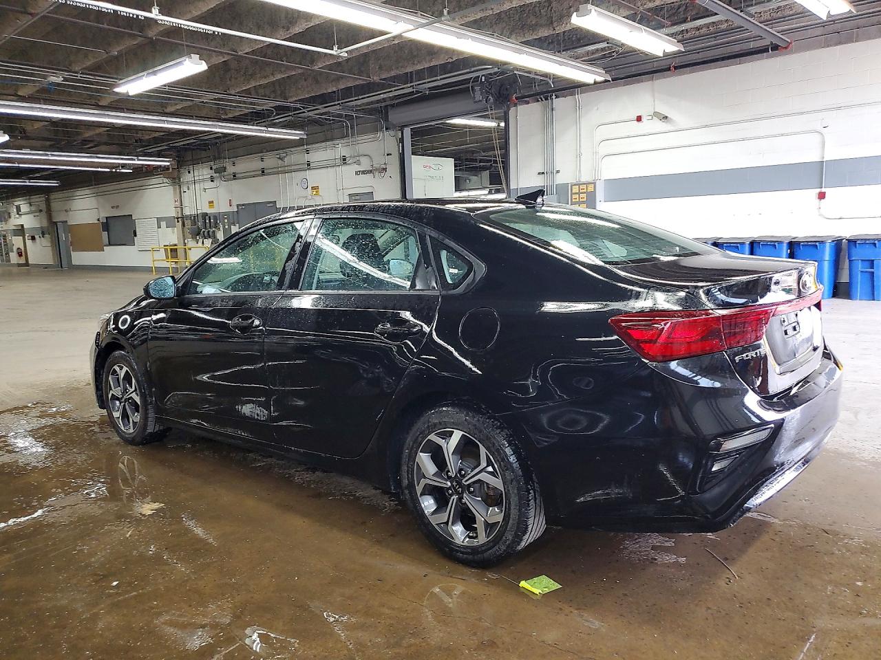 2021 KIA Forte — VIN 3KPF24AD0ME353185 — photo 2