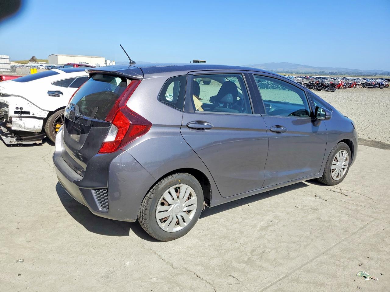 2015 HONDA Fit — VIN 3HGGK5H56FM744327 — photo 3
