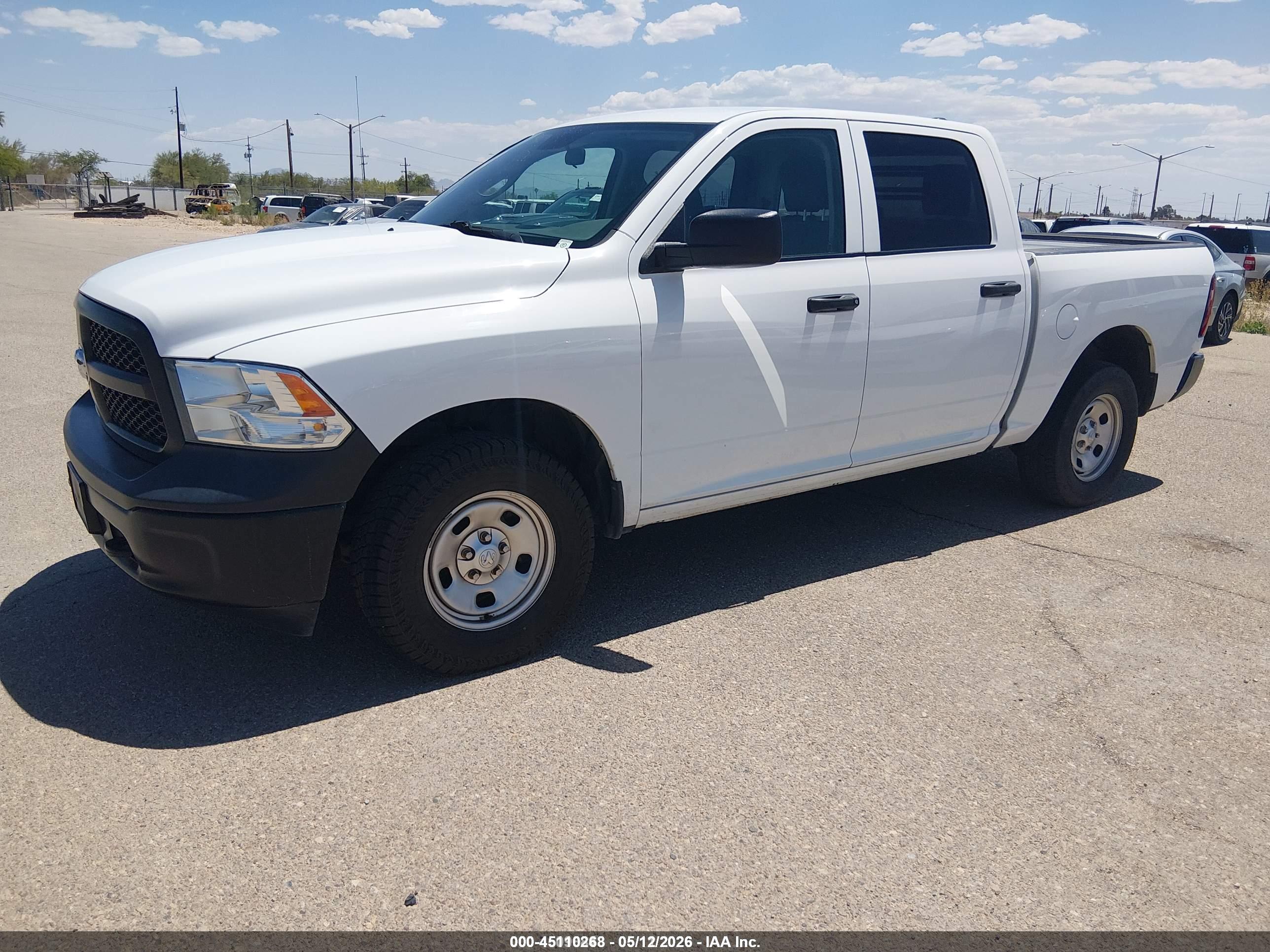 2018 RAM 1500 — VIN 1C6RR7KG9JS263455 — photo 2