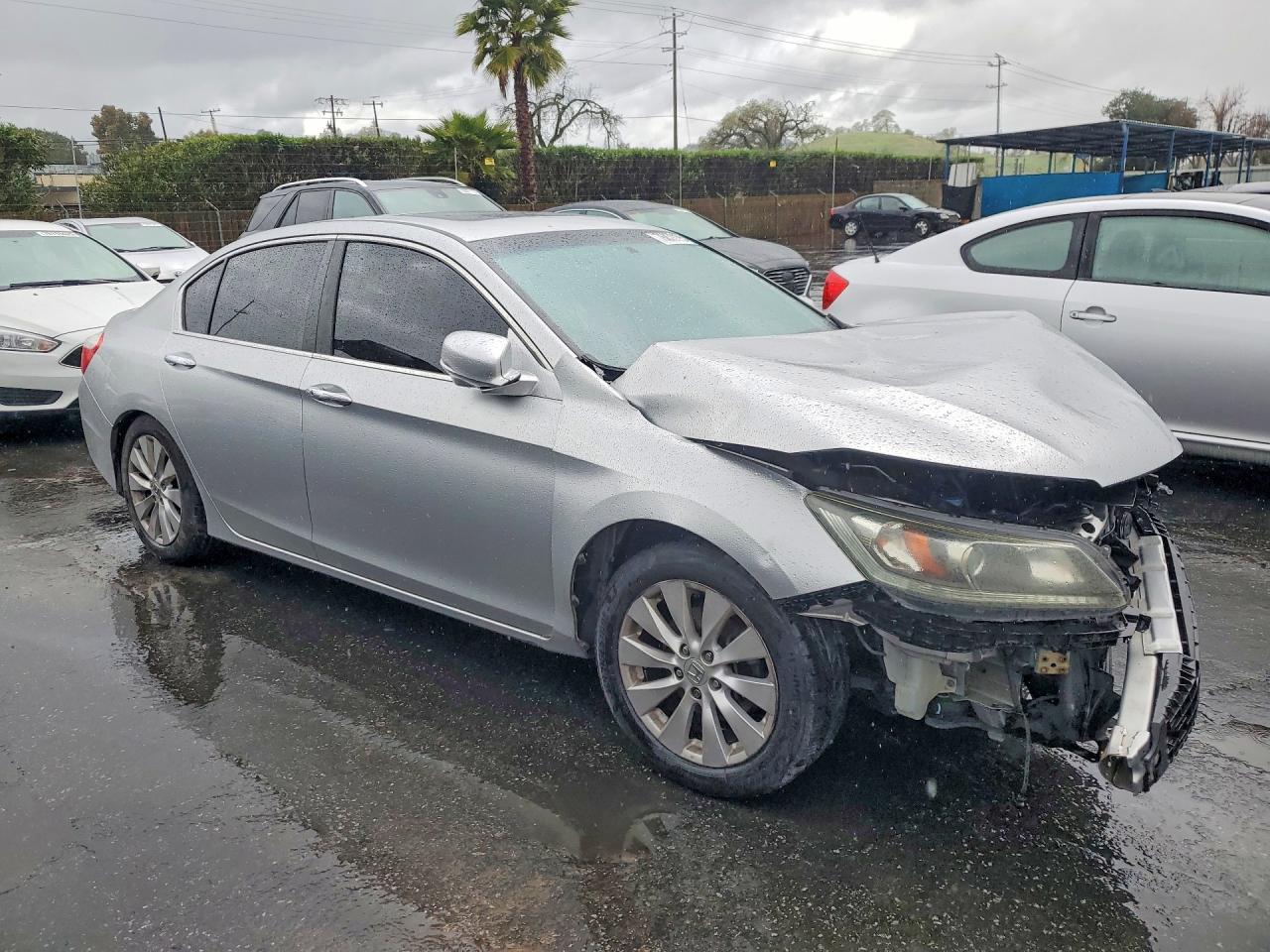 2013 HONDA Accord — VIN 1HGCR2F76DA044296 — photo 4