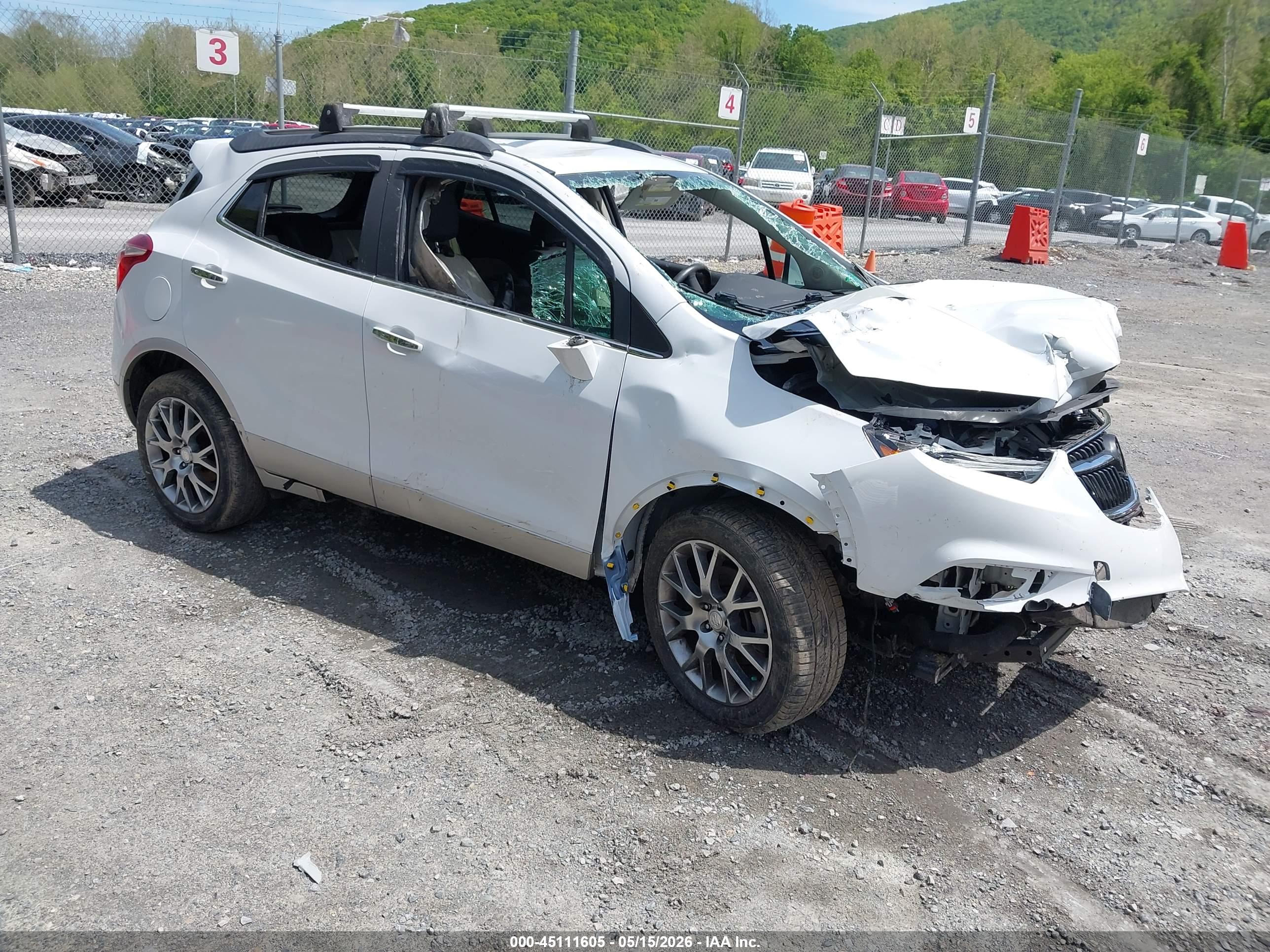 2018 BUICK Encore — VIN KL4CJ2SB3JB653183 — photo 1 of 13