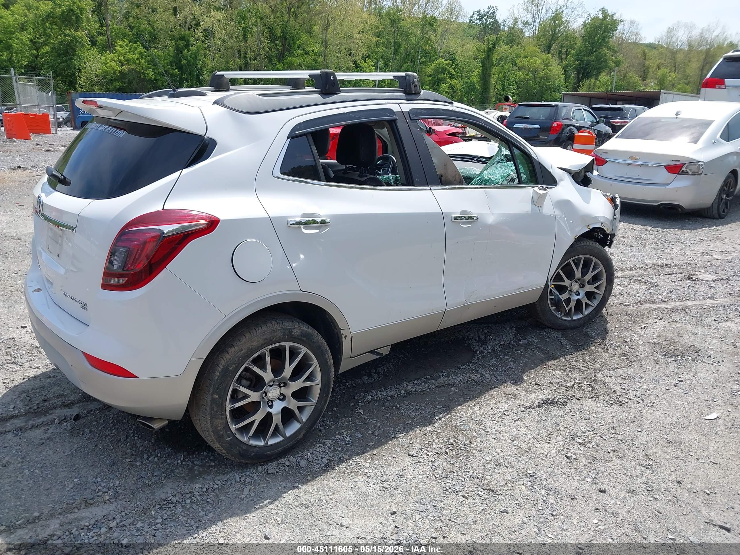 2018 BUICK Encore — VIN KL4CJ2SB3JB653183 — photo 4