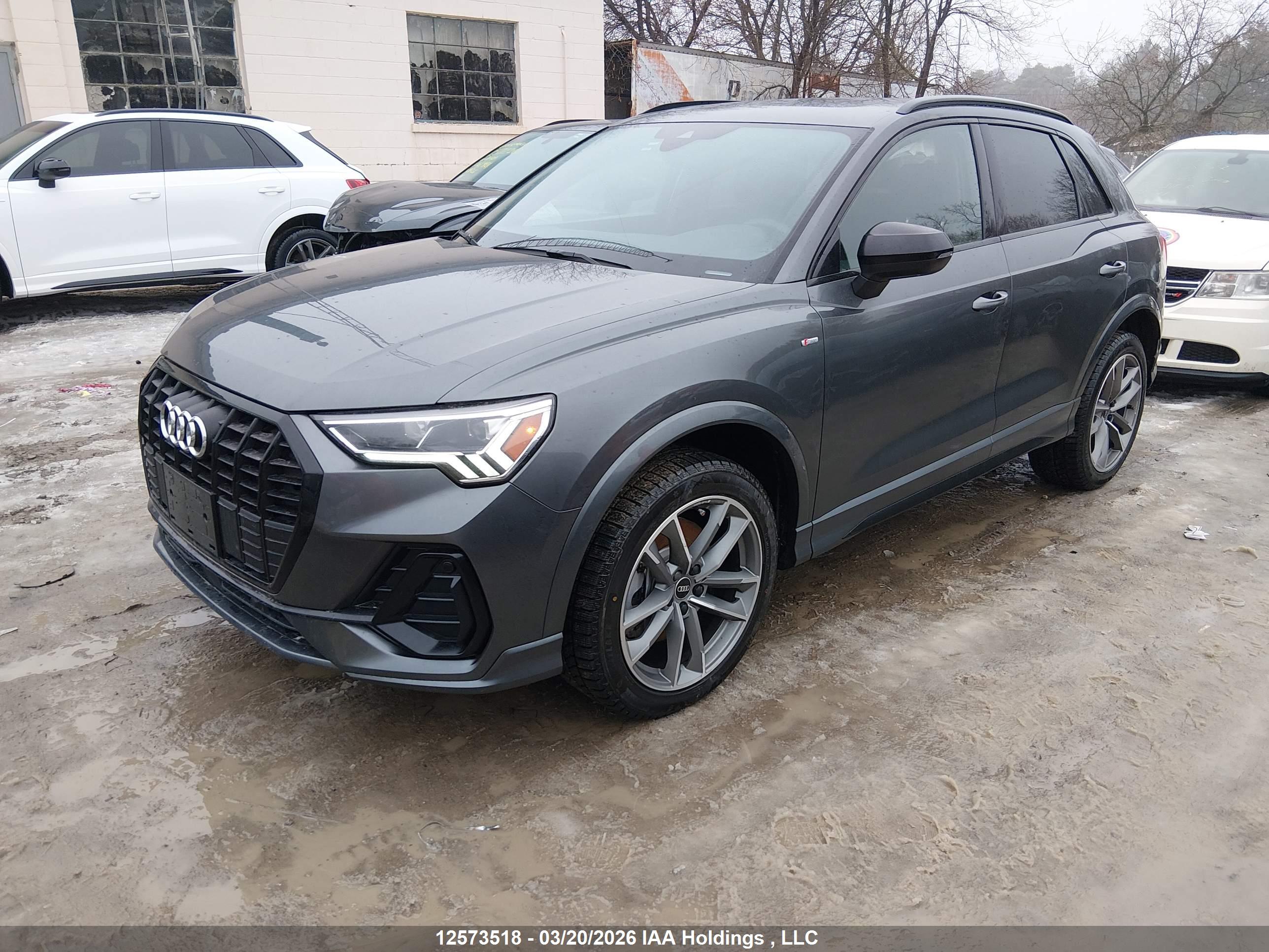 2025 AUDI Q3 — VIN WA1DECF31S1075819 — photo 2