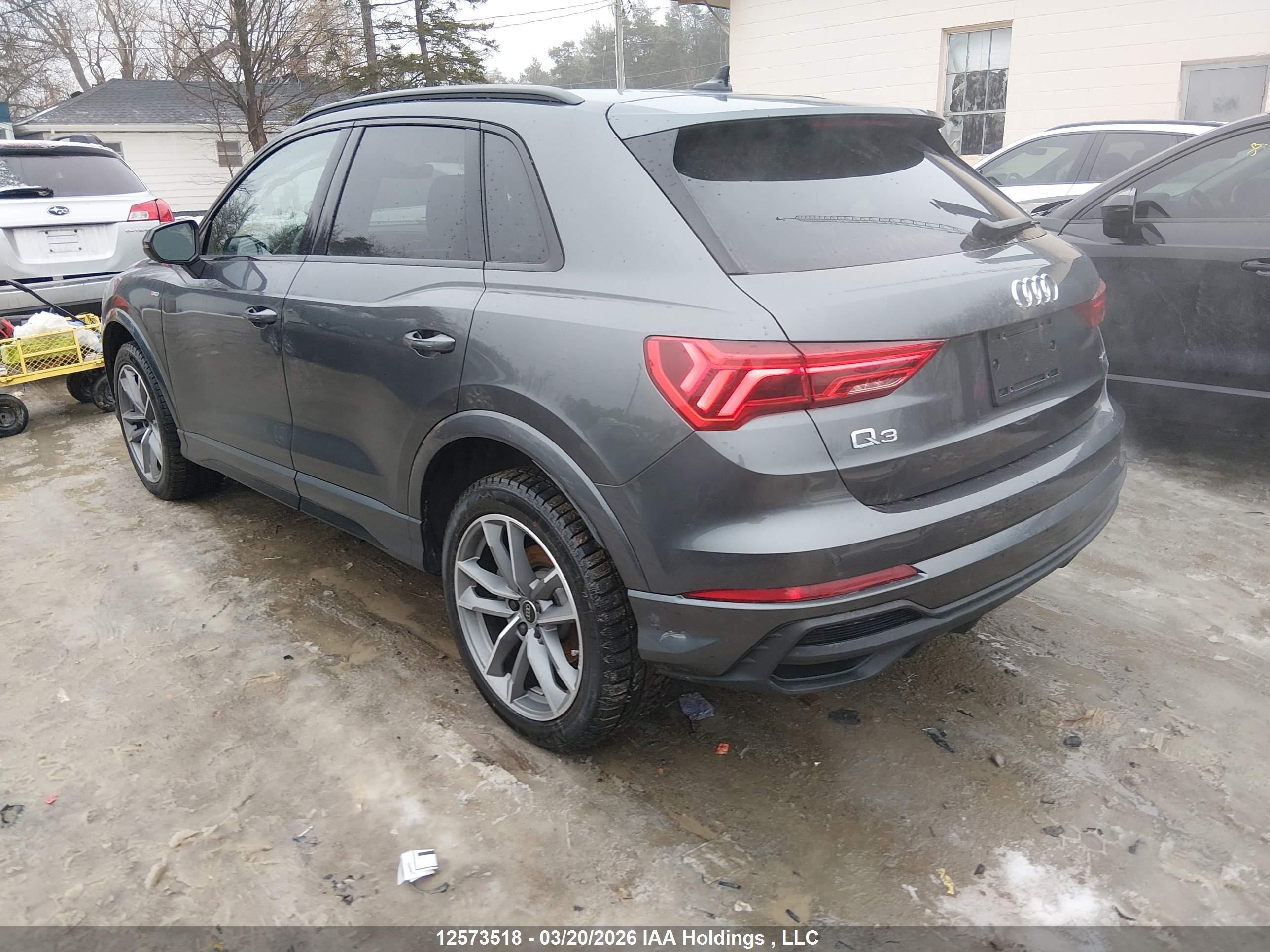 2025 AUDI Q3 — VIN WA1DECF31S1075819 — photo 3