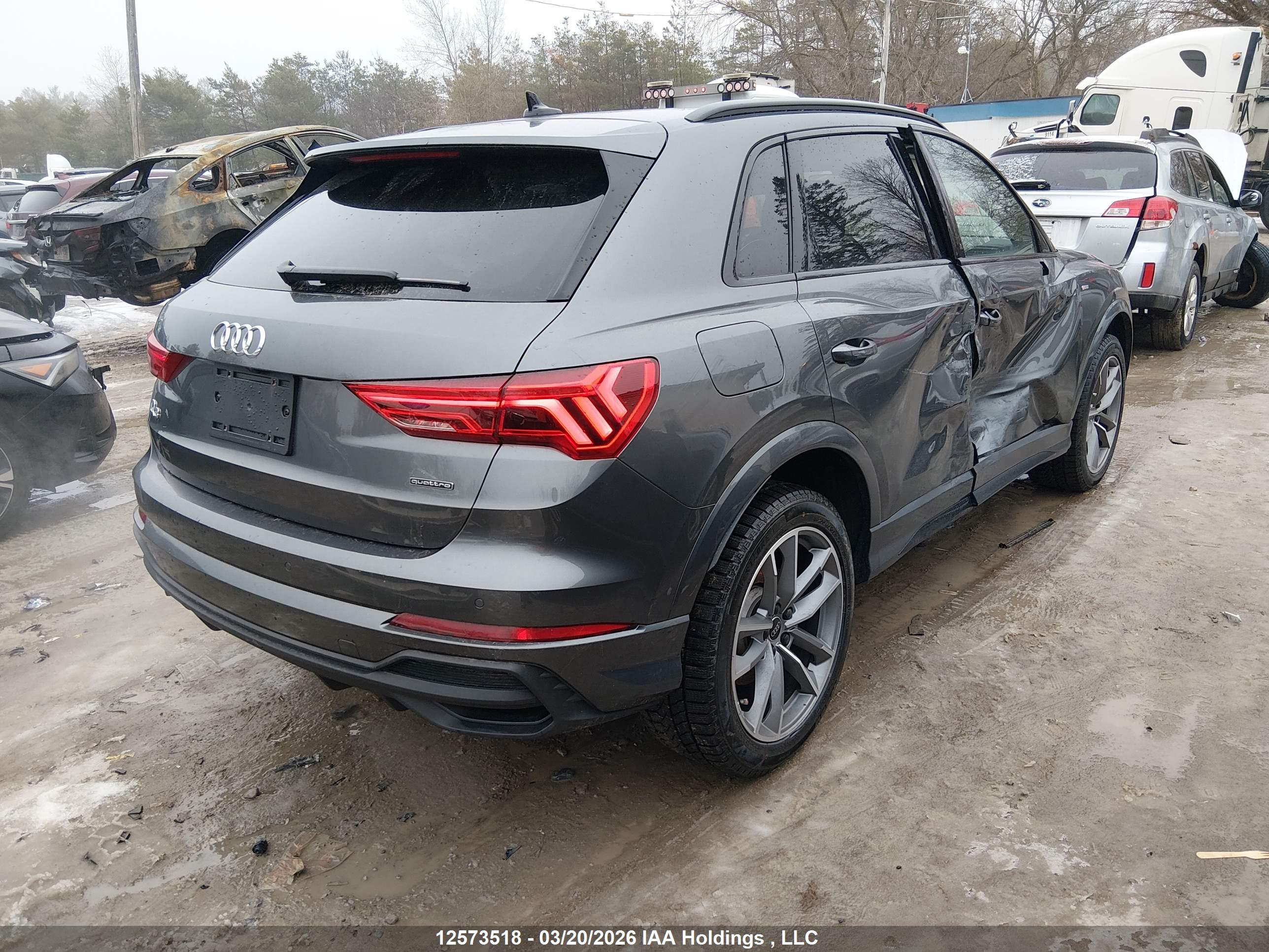 2025 AUDI Q3 — VIN WA1DECF31S1075819 — photo 4