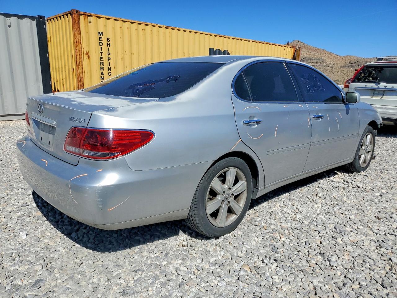 2005 LEXUS ES — VIN JTHBA30G755106426 — photo 3