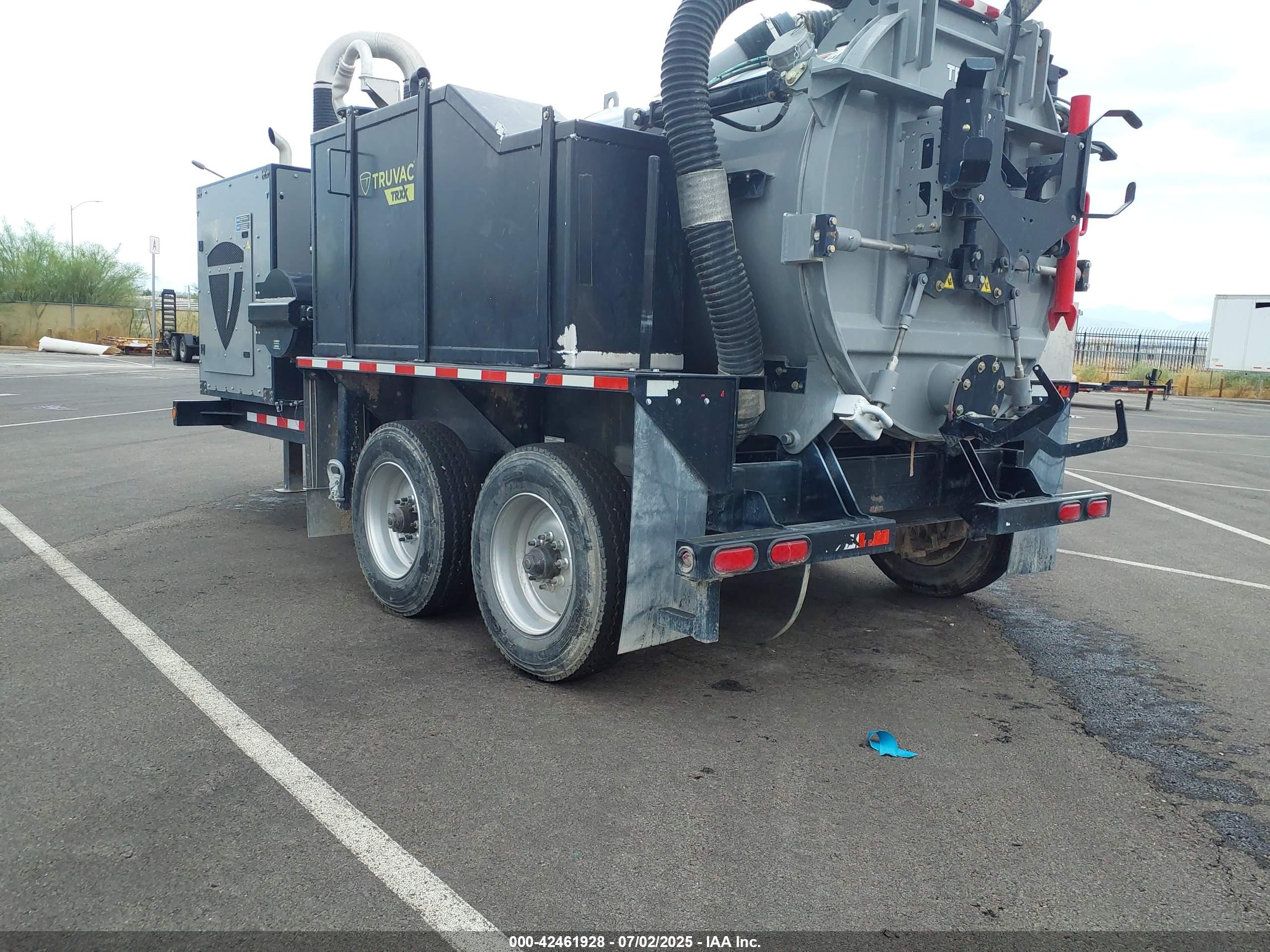 2023 BEHNKE ENTERPRISES  — VIN 4L5ST2223PF064271 — photo 3