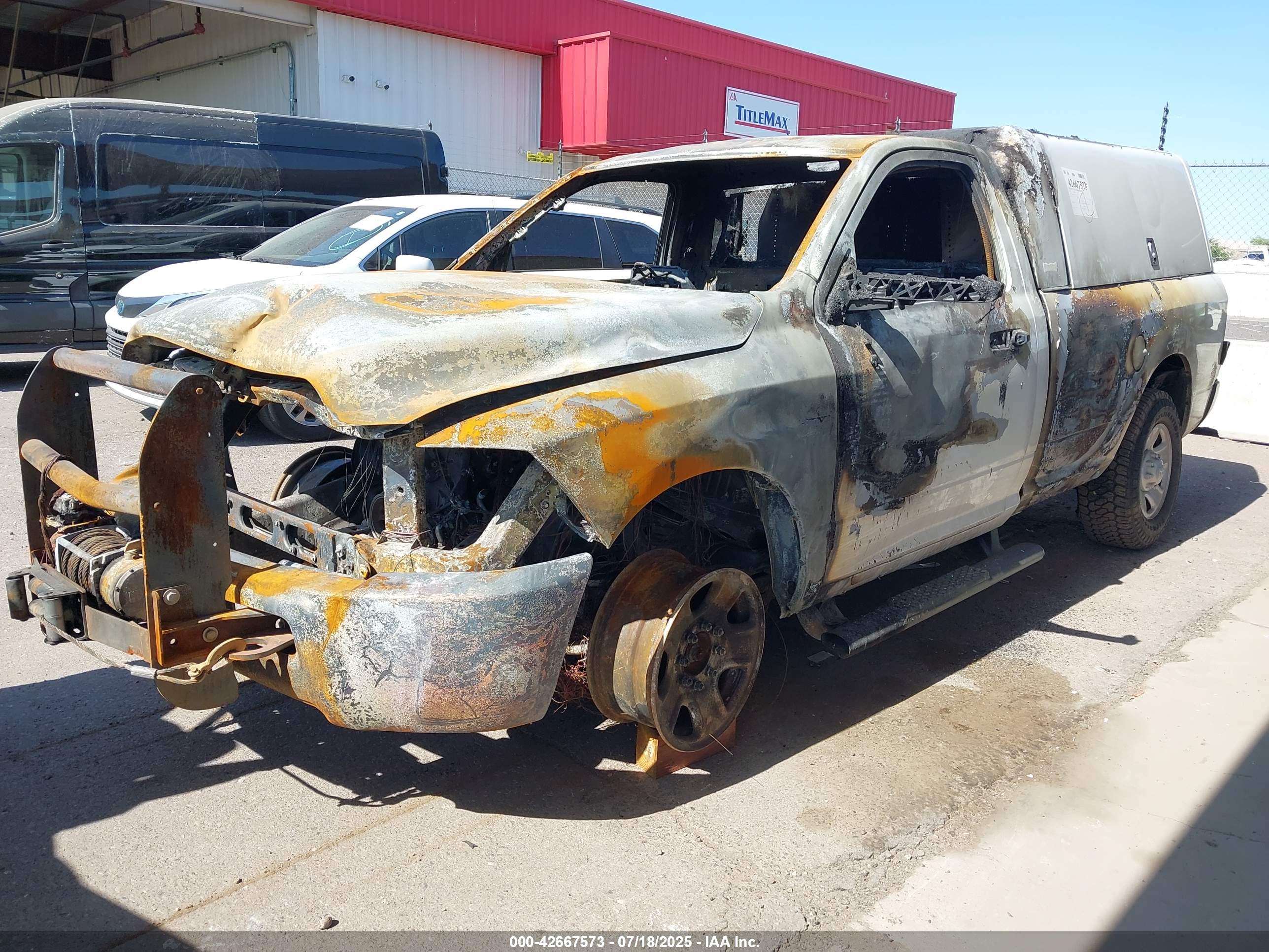 2017 RAM 2500 — VIN 3C6LR5AT2HG771227 — photo 2