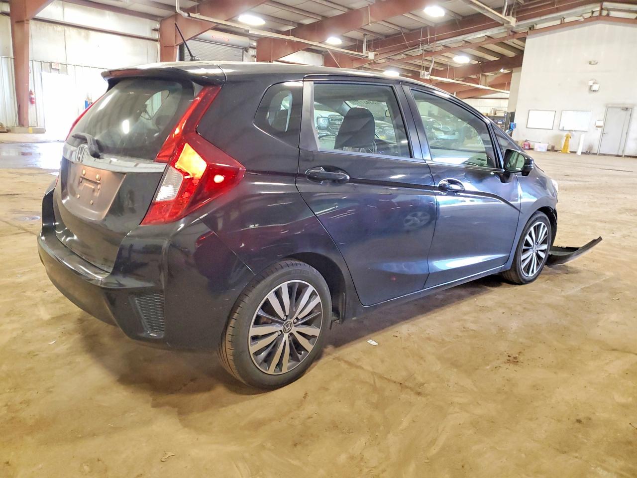 2015 HONDA Fit — VIN 3HGGK5H85FM759962 — photo 3