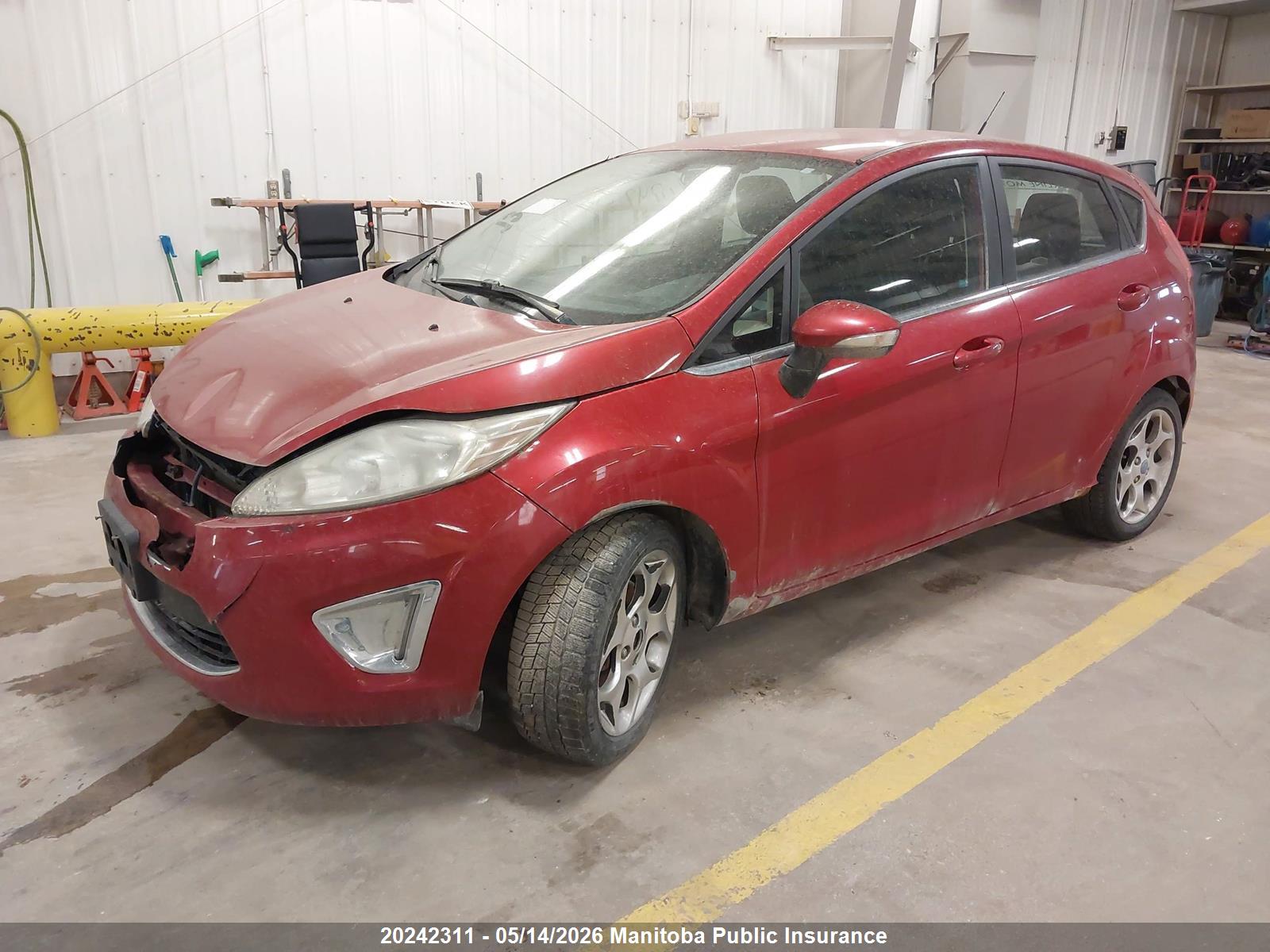 2011 FORD Fiesta — VIN 3FADP4FJ9BM152546 — photo 2