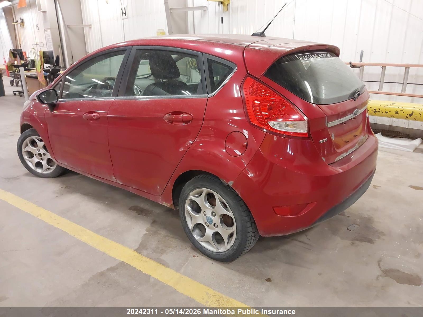 2011 FORD Fiesta — VIN 3FADP4FJ9BM152546 — photo 3