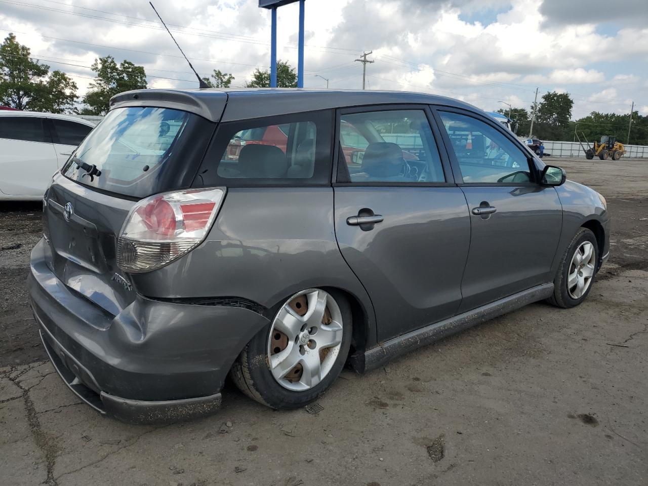 2005 TOYOTA Matrix — VIN 2T1LR30E75C487565 — photo 3