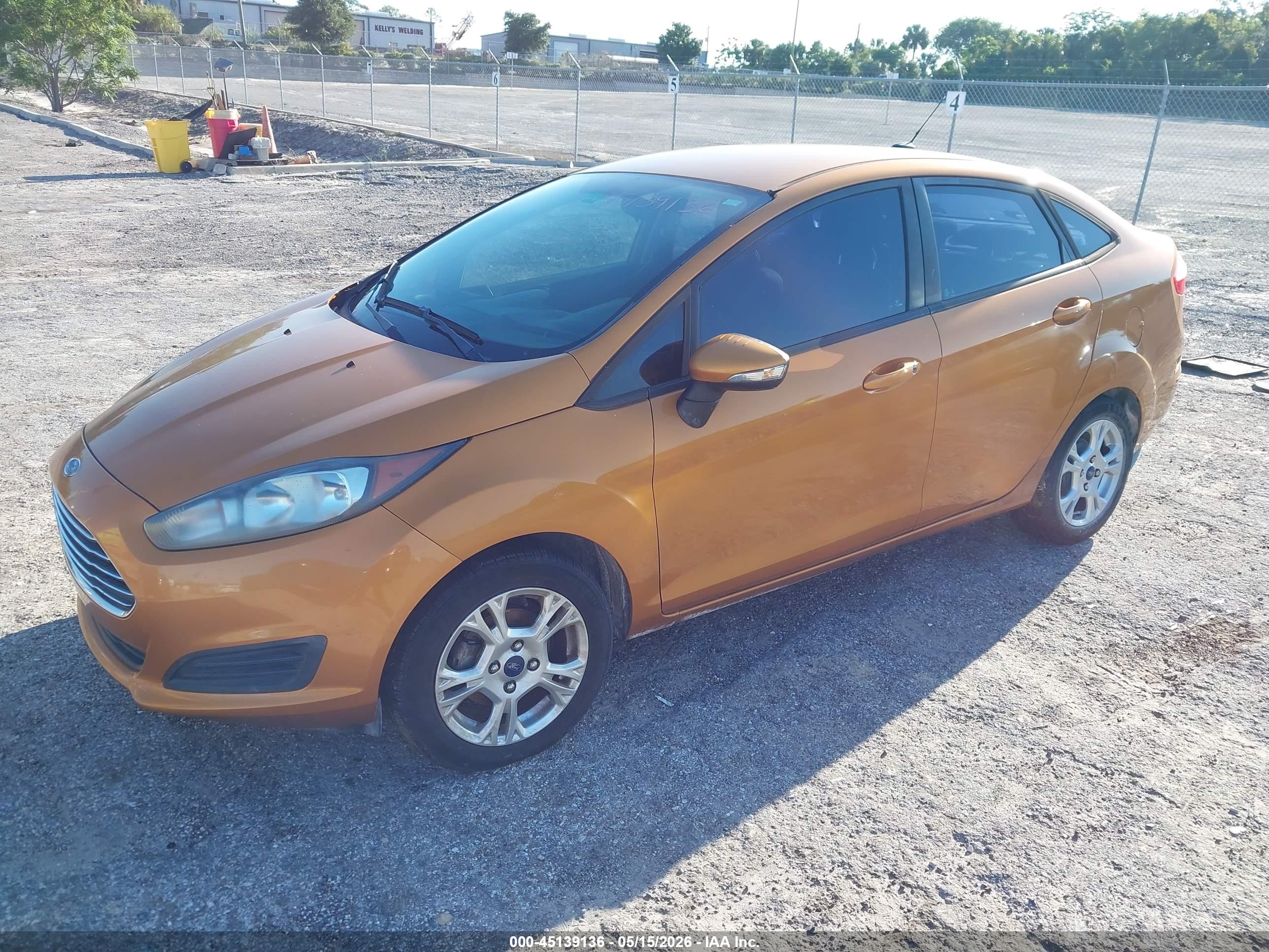 2016 FORD Fiesta — VIN 3FADP4BJ8GM173367 — photo 2