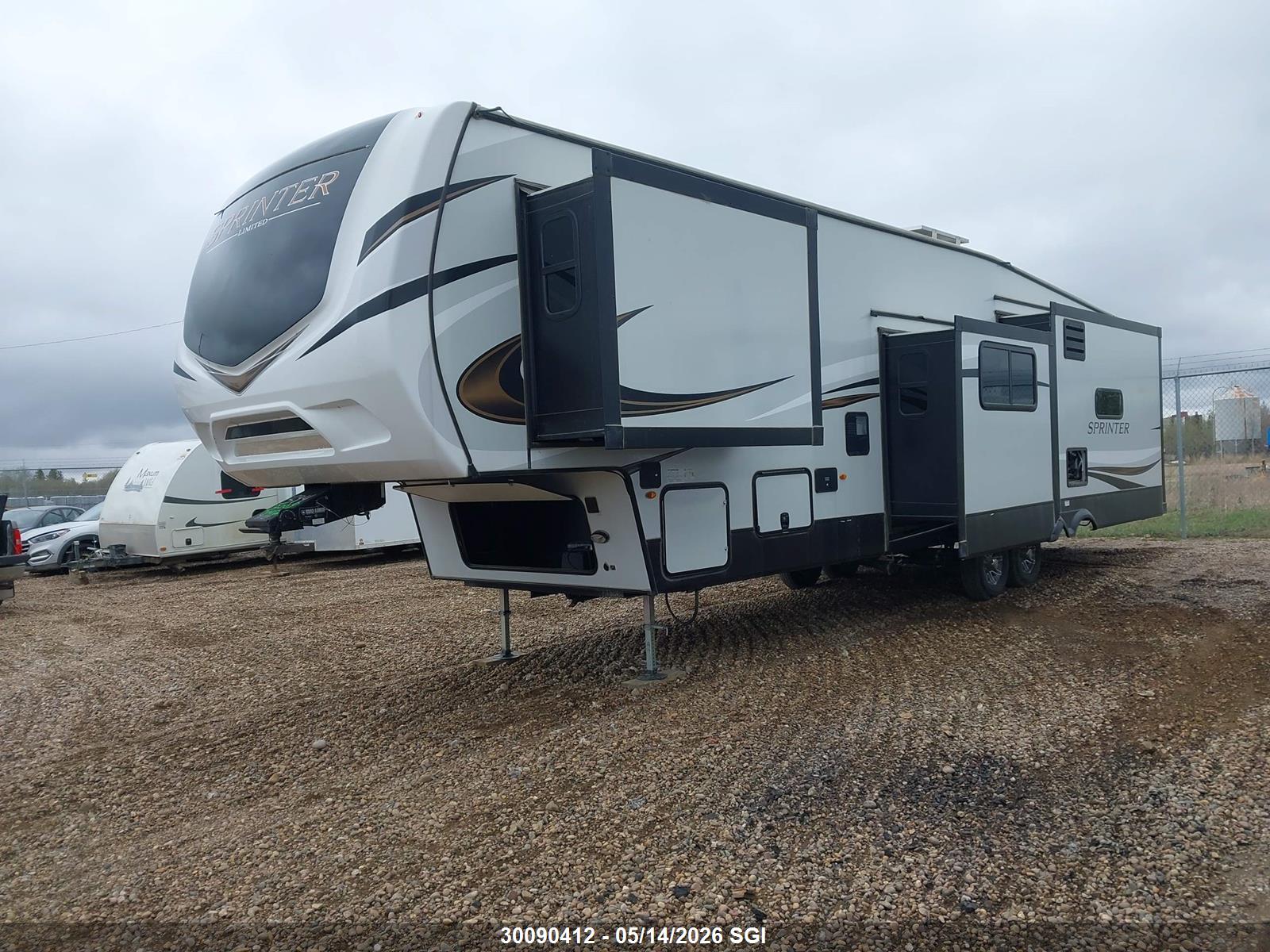 2022 KEYSTONE/SPRINTER Sprinter — VIN 4YDFSTT27N1532394 — photo 2