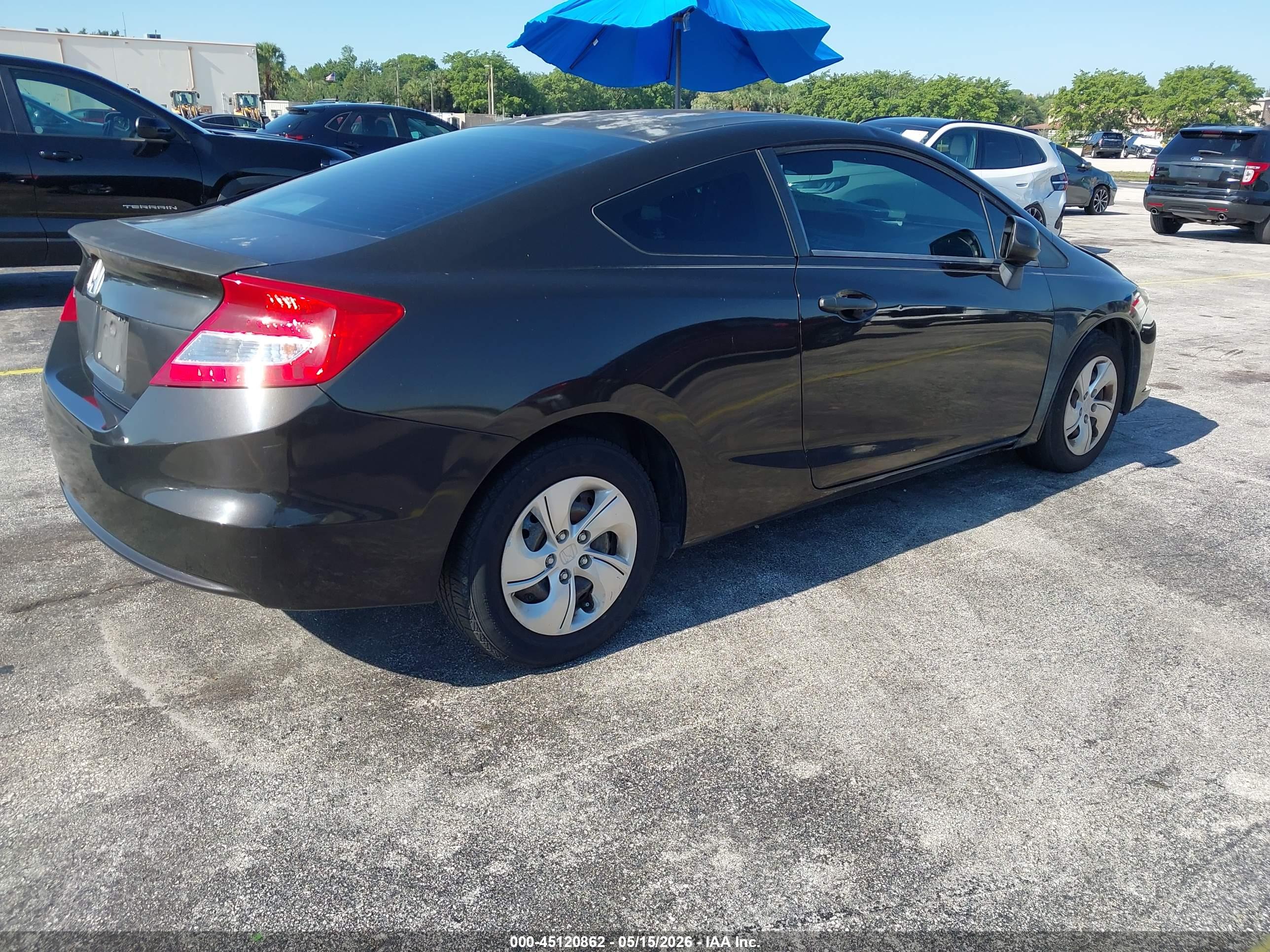 2013 HONDA Civic — VIN 2HGFG3B52DH523488 — photo 4