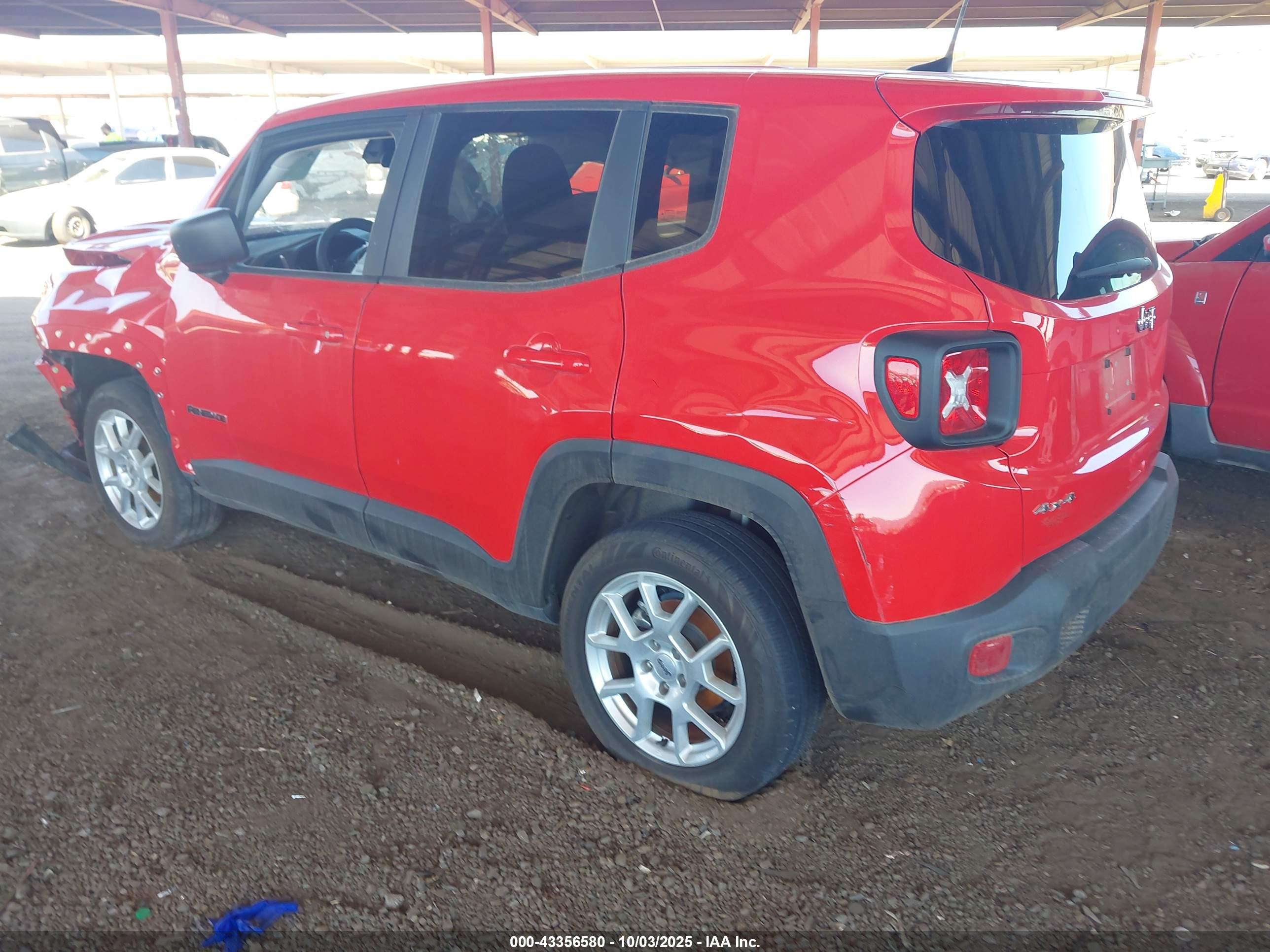 2023 JEEP Renegade — VIN ZACNJDB13PPP16022 — photo 3