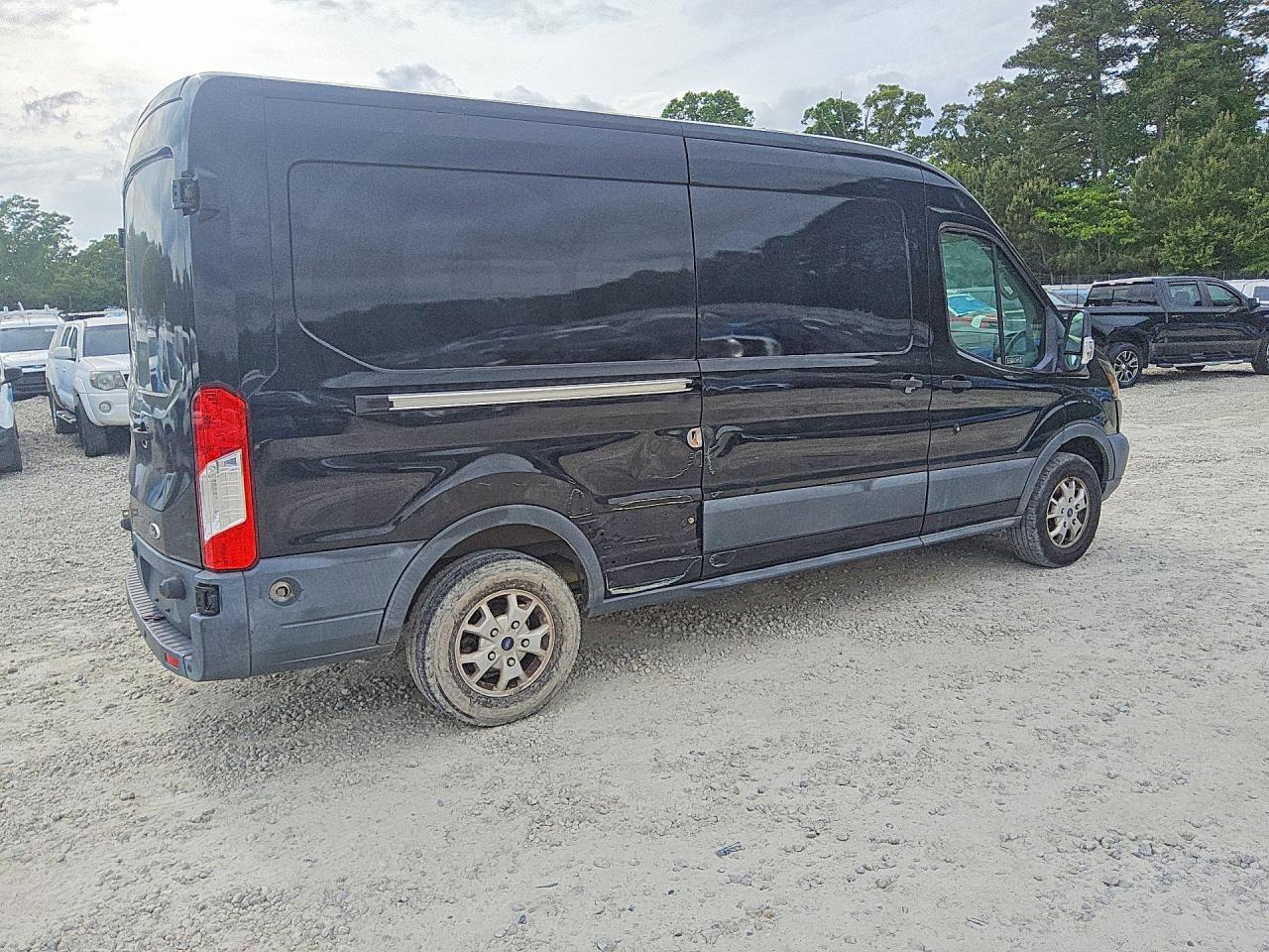 2016 FORD Transit — VIN 1FTYR2CM0GKB51731 — photo 3