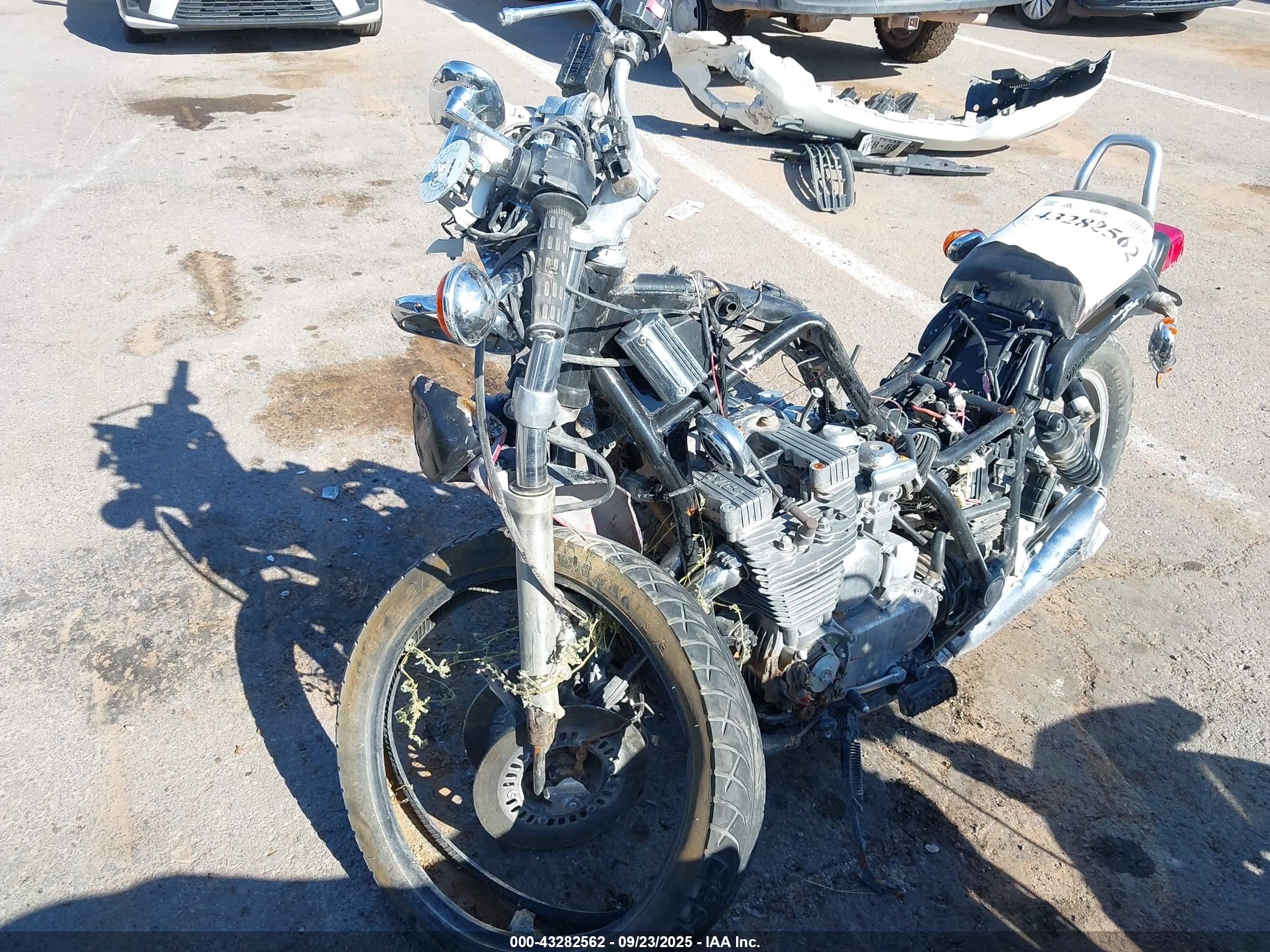 1985 YAMAHA xj — VIN JYA1FG00XFA005443 — photo 2