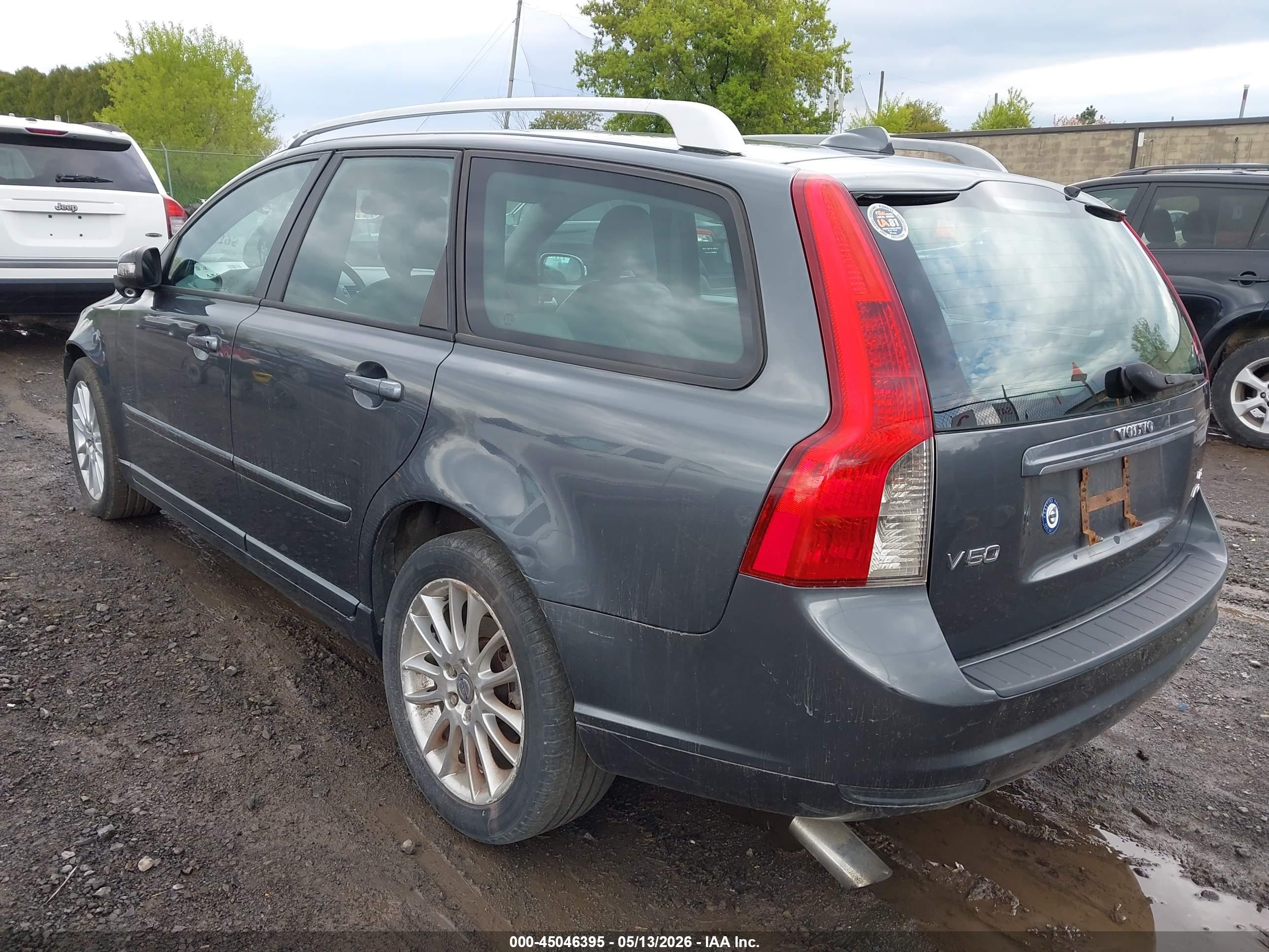 2008 VOLVO V50 — VIN YV1MJ672682396325 — photo 3