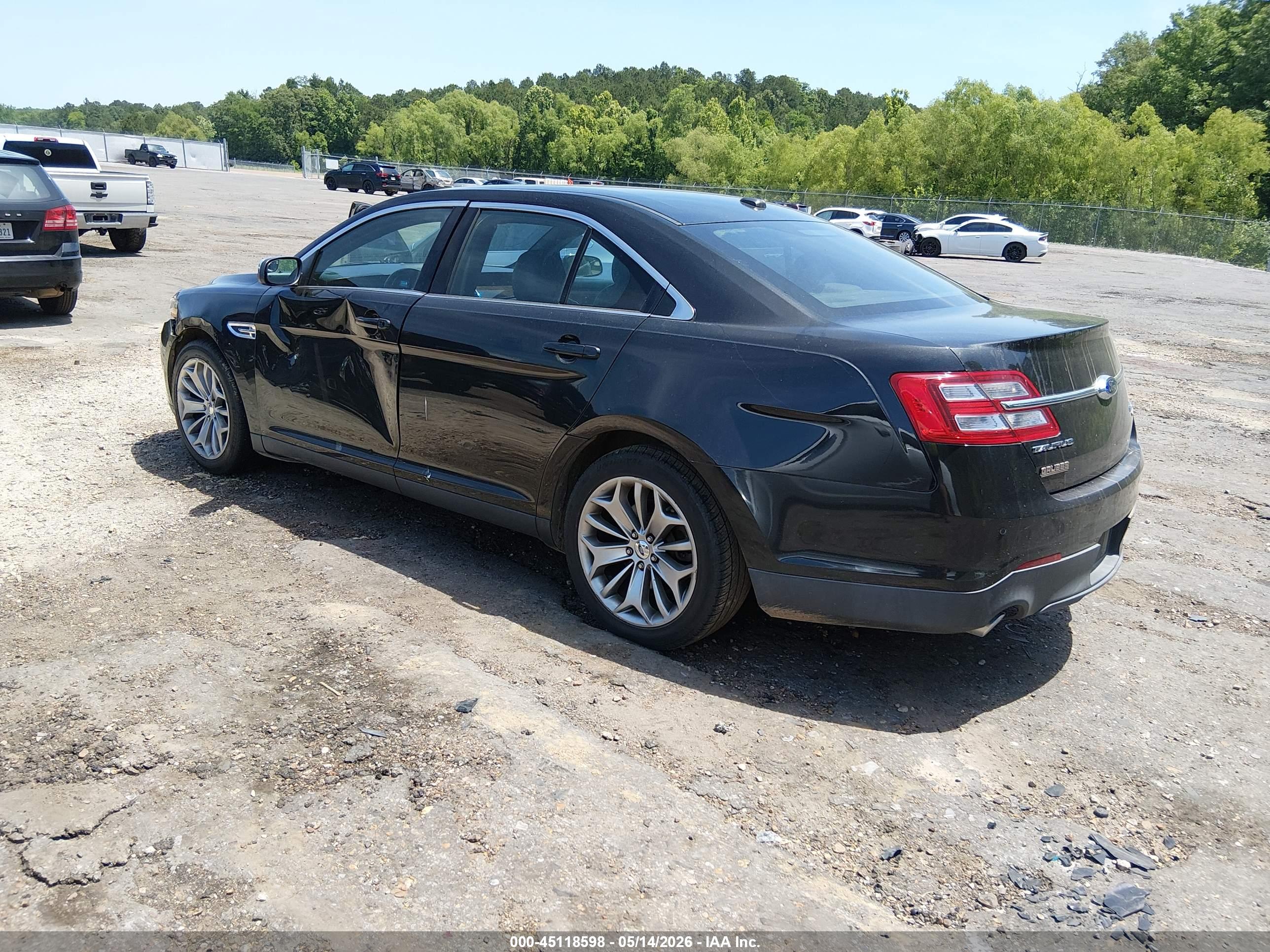 2013 FORD Taurus — VIN 1FAHP2F82DG114723 — photo 3