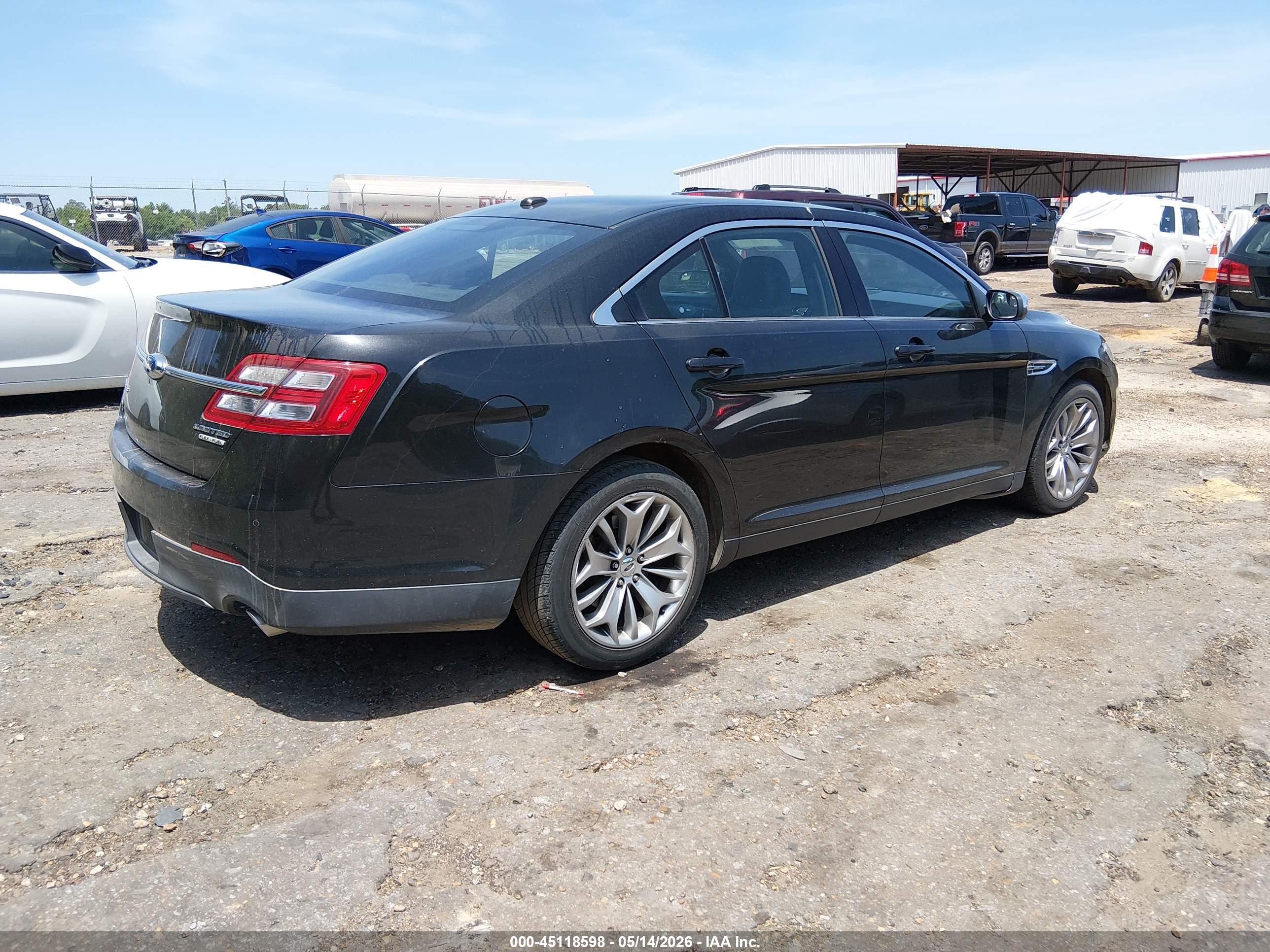 2013 FORD Taurus — VIN 1FAHP2F82DG114723 — photo 4