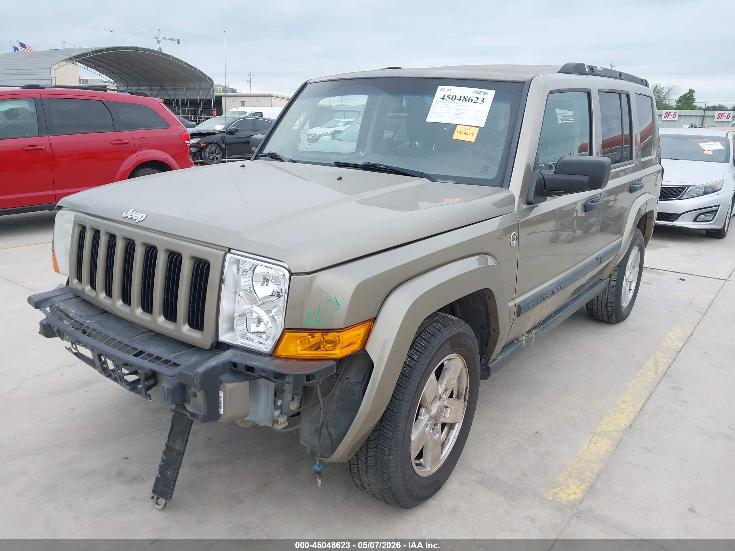 2006 JEEP Commander — VIN 1J8HG48NX6C219361 — photo 2