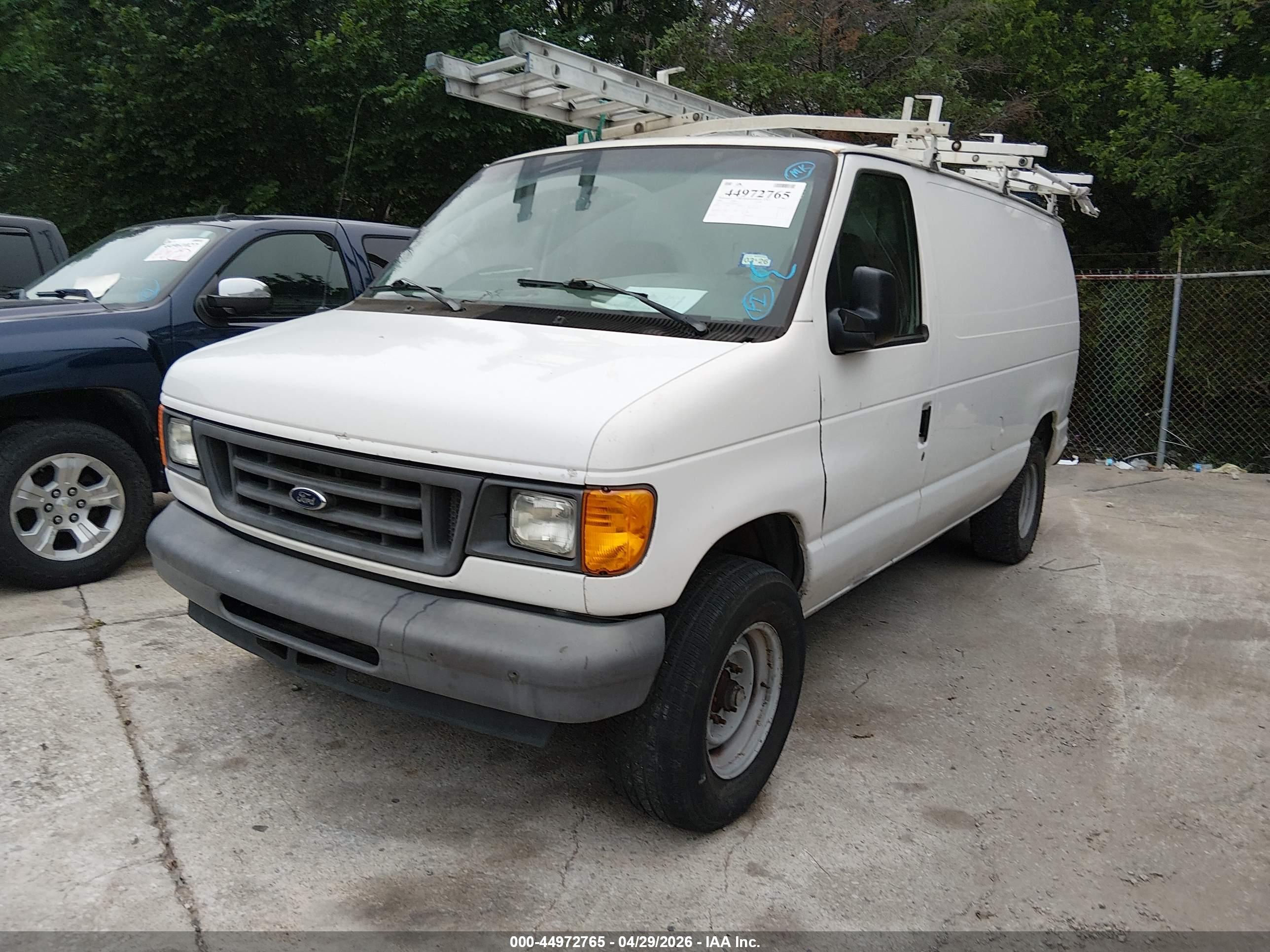 2006 FORD Econoline — VIN 1FTNE24W66DB23224 — photo 2