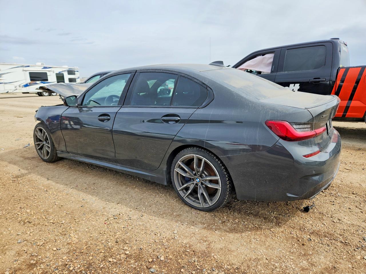 2020 BMW M3 — VIN WBA5U9C04LAF54831 — photo 2