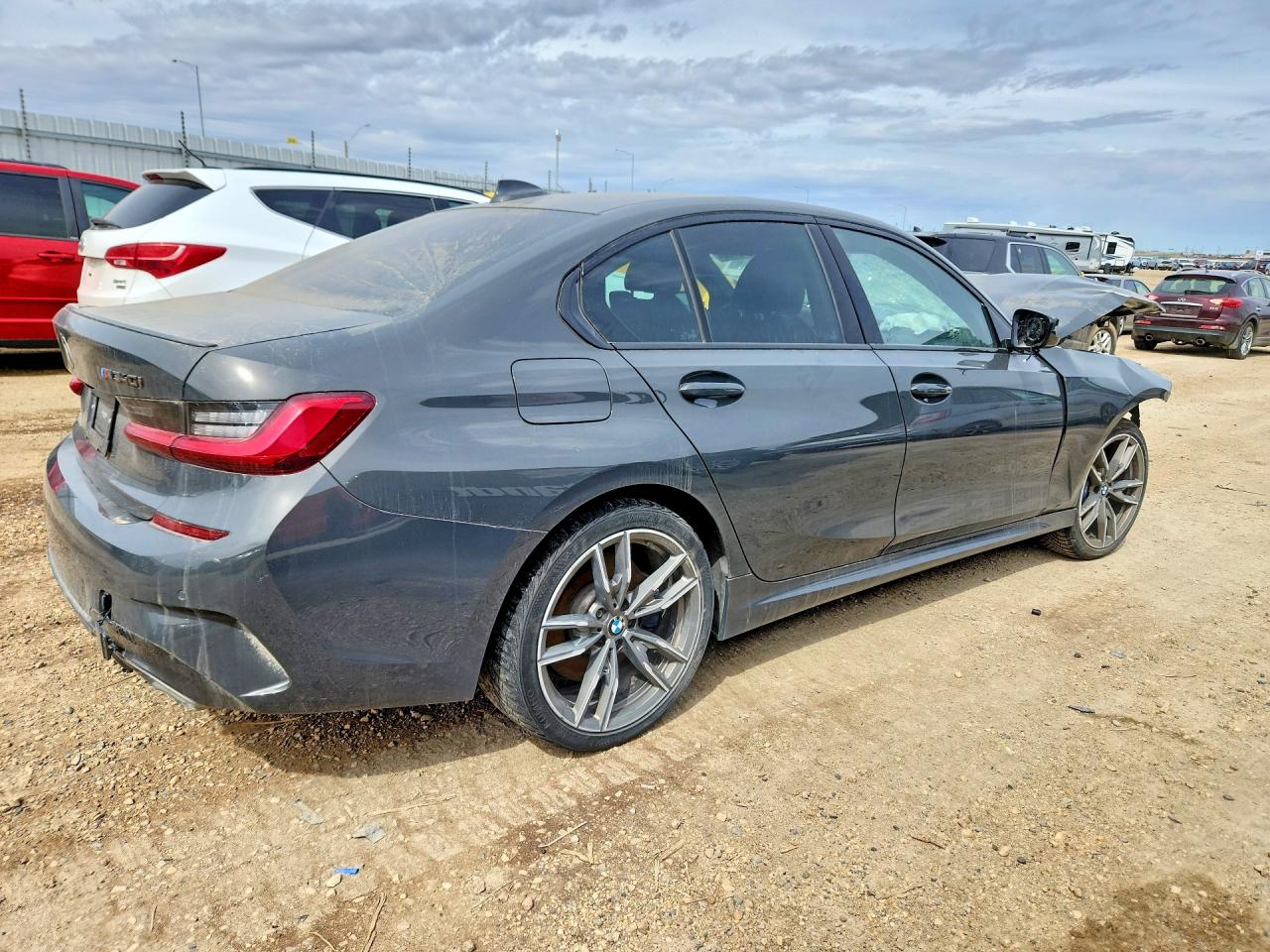 2020 BMW M3 — VIN WBA5U9C04LAF54831 — photo 3