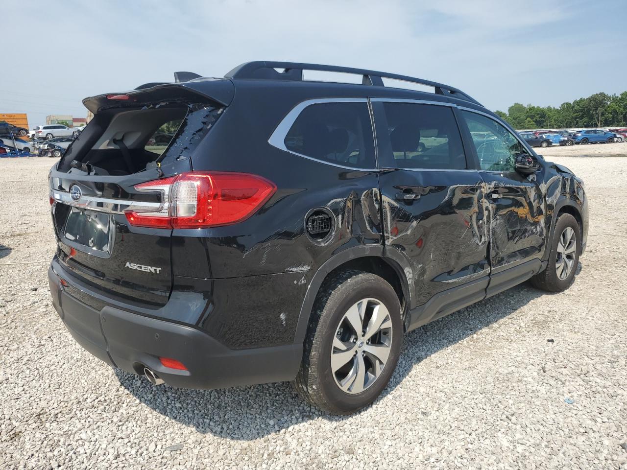 2024 SUBARU Ascent — VIN 4S4WMAED2R3446156 — photo 3
