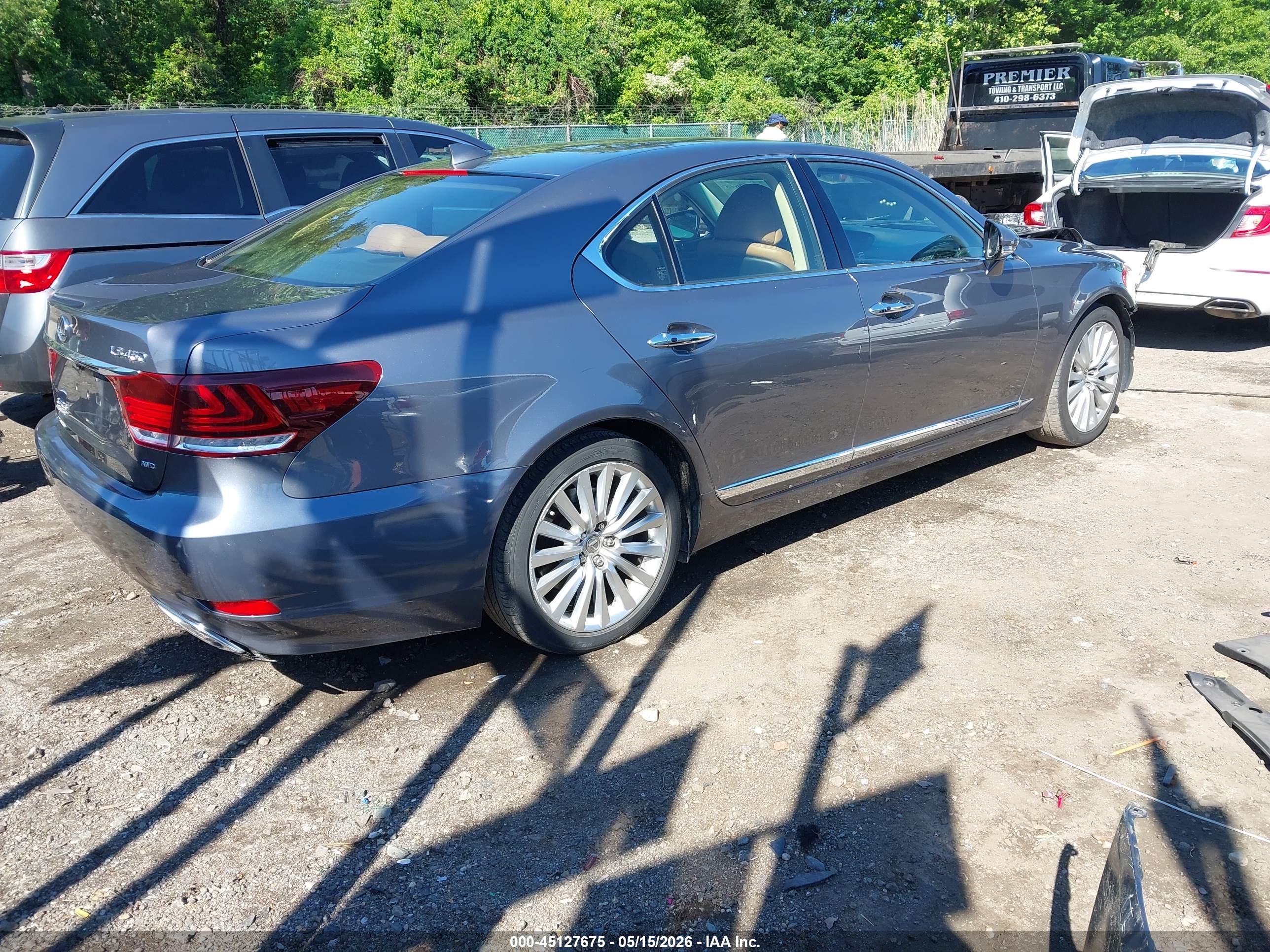 2014 LEXUS LS — VIN JTHCL5EF5E5022809 — photo 4