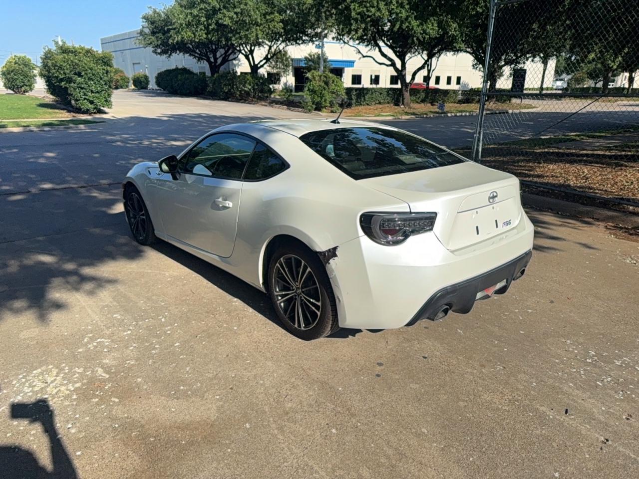 2013 SCION FR-S — VIN JF1ZNAA13D2723329 — photo 3
