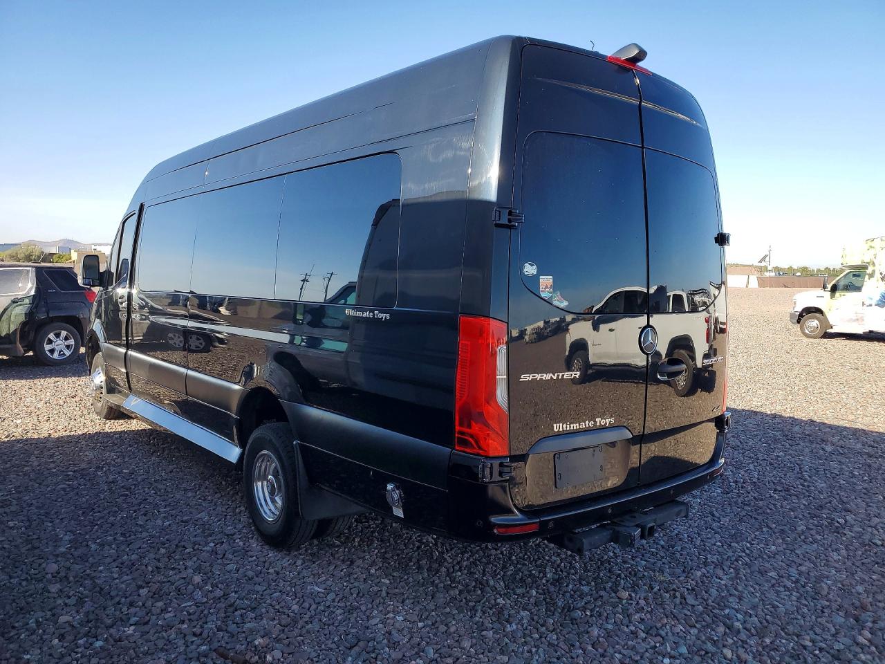 2019 MERCEDES-BENZ Sprinter — VIN W1X8ED6YXKT016927 — photo 2
