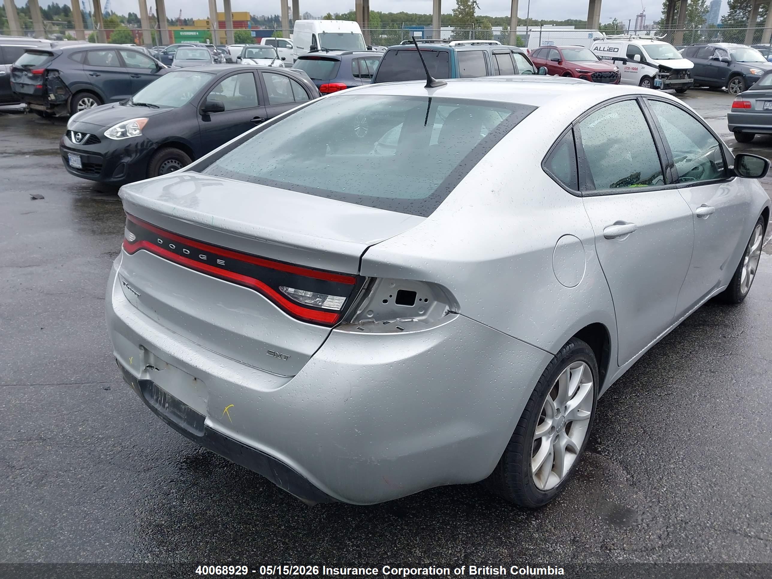 2013 DODGE Dart — VIN 1C3CDFBA9DD300987 — photo 4
