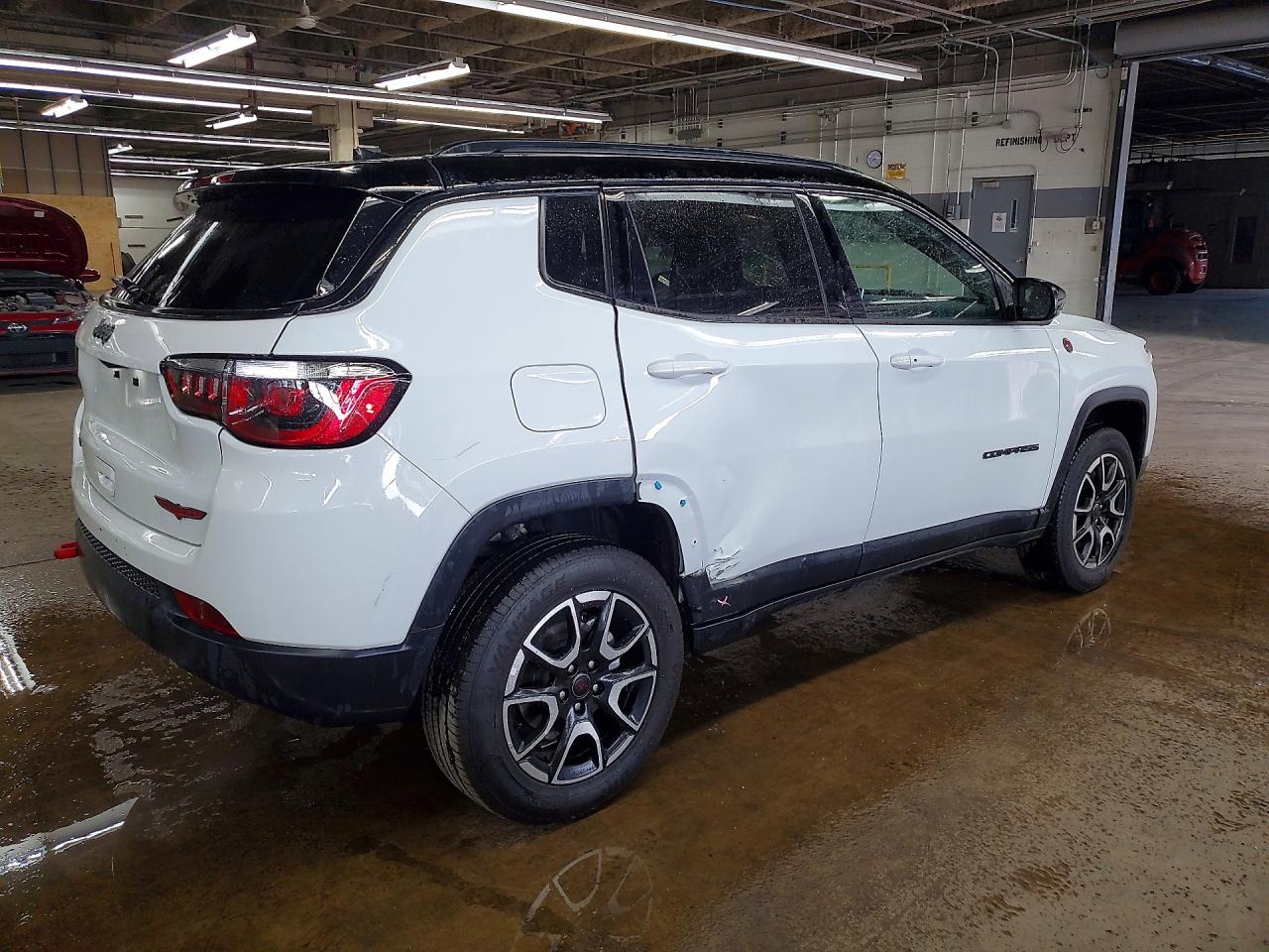 2025 JEEP Compass — VIN 3C4NJDDN4ST536861 — photo 3