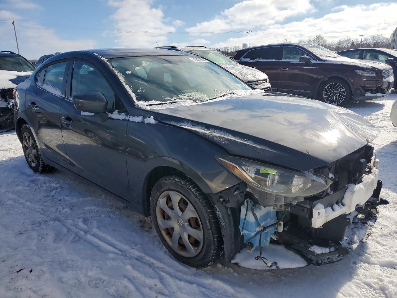 2016 MAZDA 3 — VIN JM1BM1T70G1284679 — photo 4
