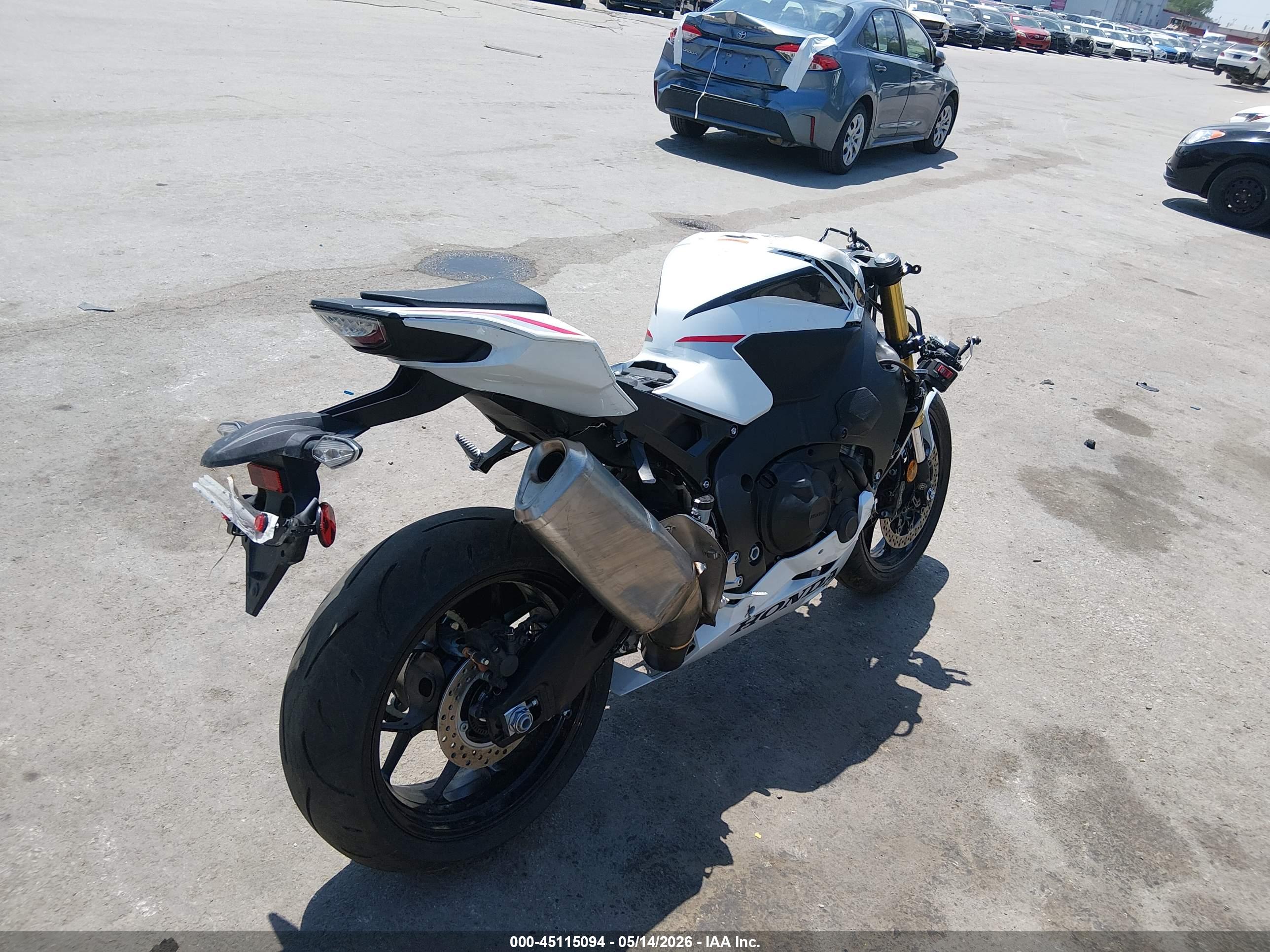 2026 HONDA cbr — VIN JH2SC7715TK900089 — photo 4