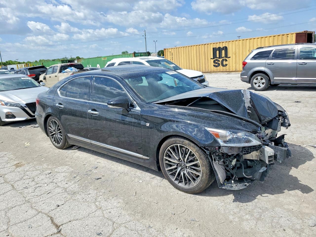 2016 LEXUS LS — VIN JTHCL5EF7G5027254 — photo 4