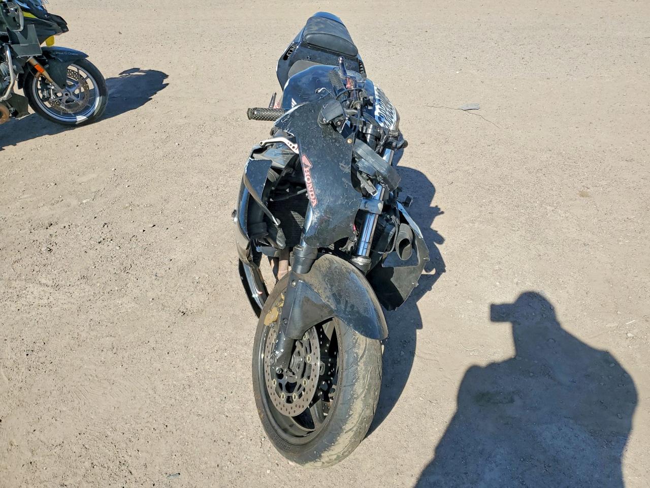 2003 HONDA cbr — VIN JH2PC37033M007641 — photo 2