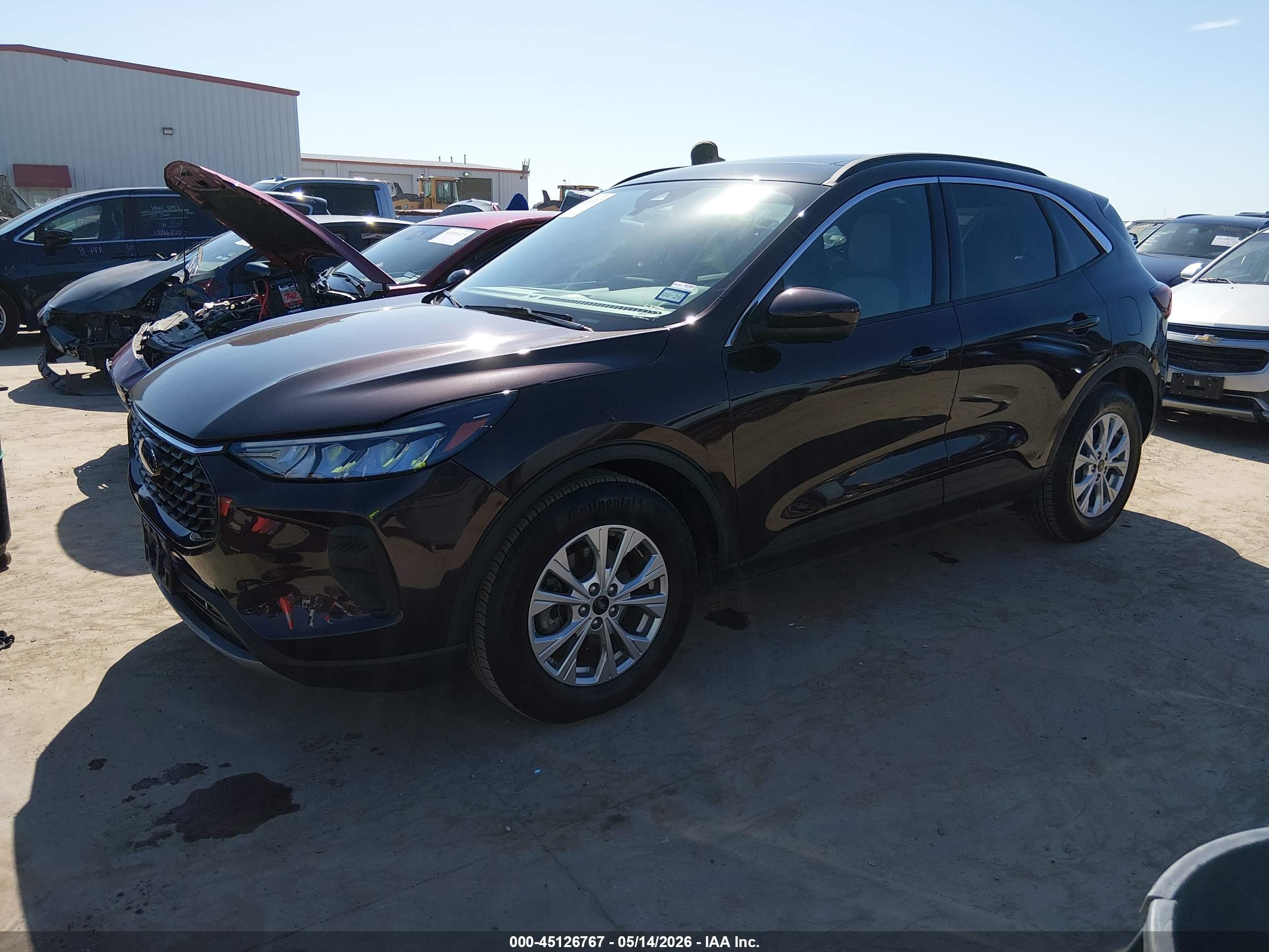 2023 FORD Escape — VIN 1FMCU0GN7PUA97294 — photo 2