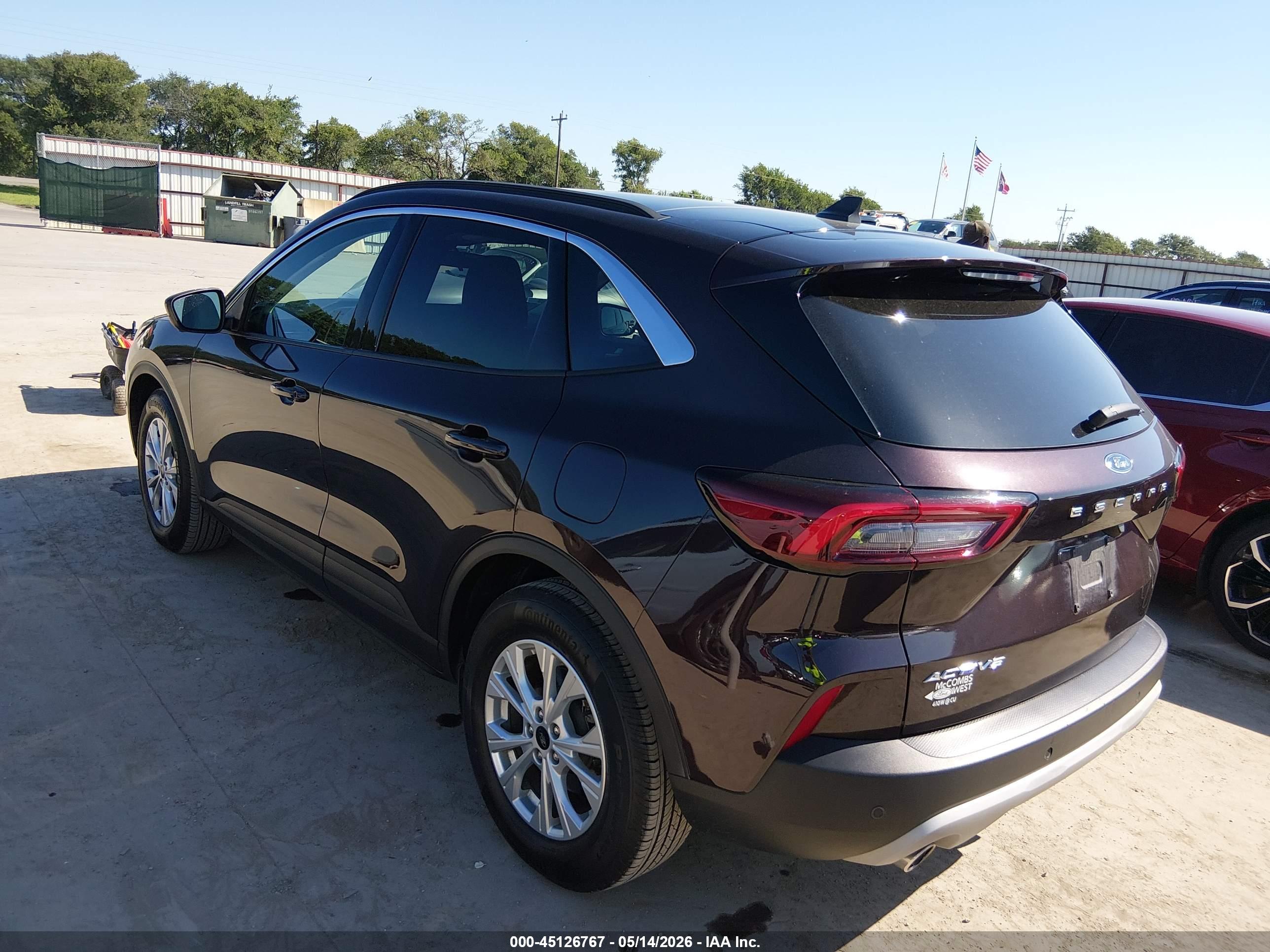 2023 FORD Escape — VIN 1FMCU0GN7PUA97294 — photo 3