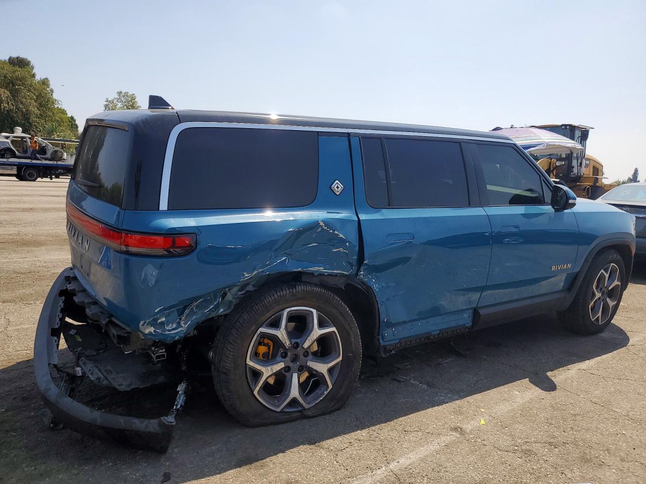 2026 RIVIAN R1S — VIN 7PDSGABA9RN033281 — photo 3